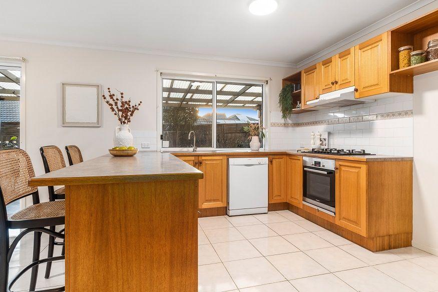 12 Playfield Grove, MORNINGTON, VIC 3931 - House for Rent - harcourts.net