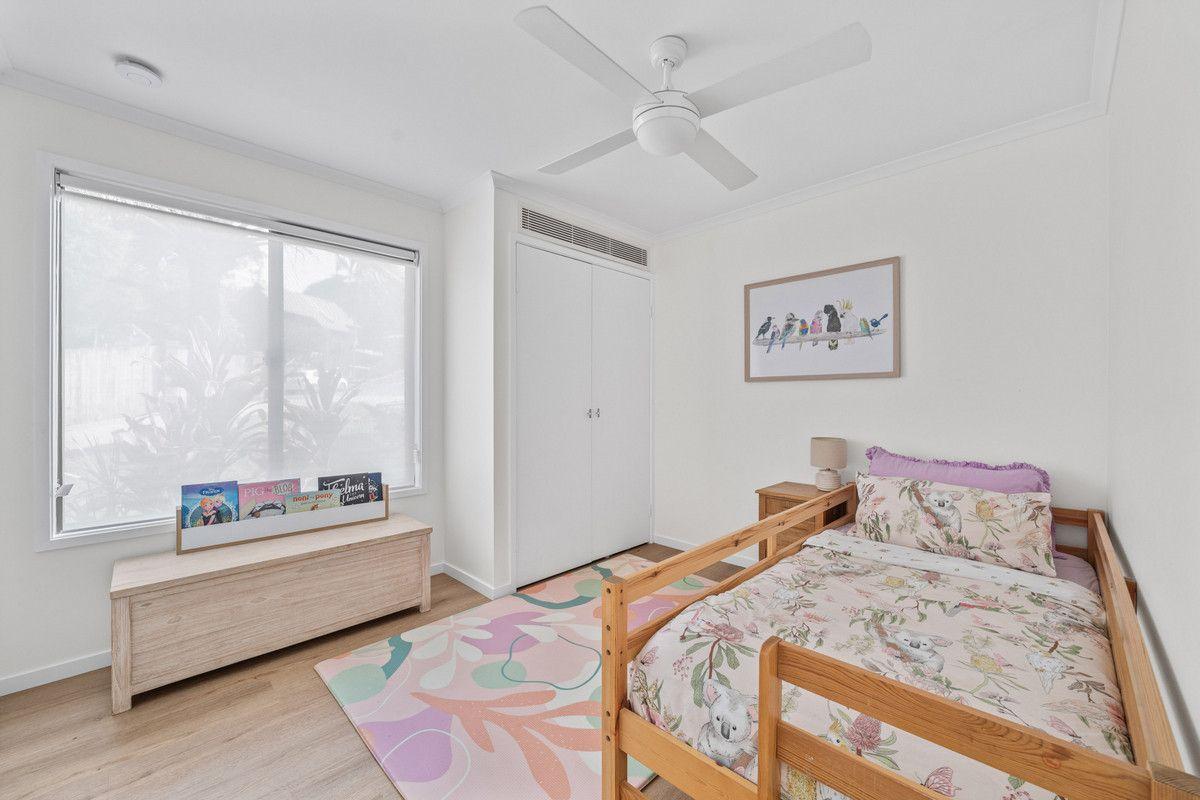 18 Bindoon Close, Elanora, QLD 4221 - House for Rent - harcourts.net