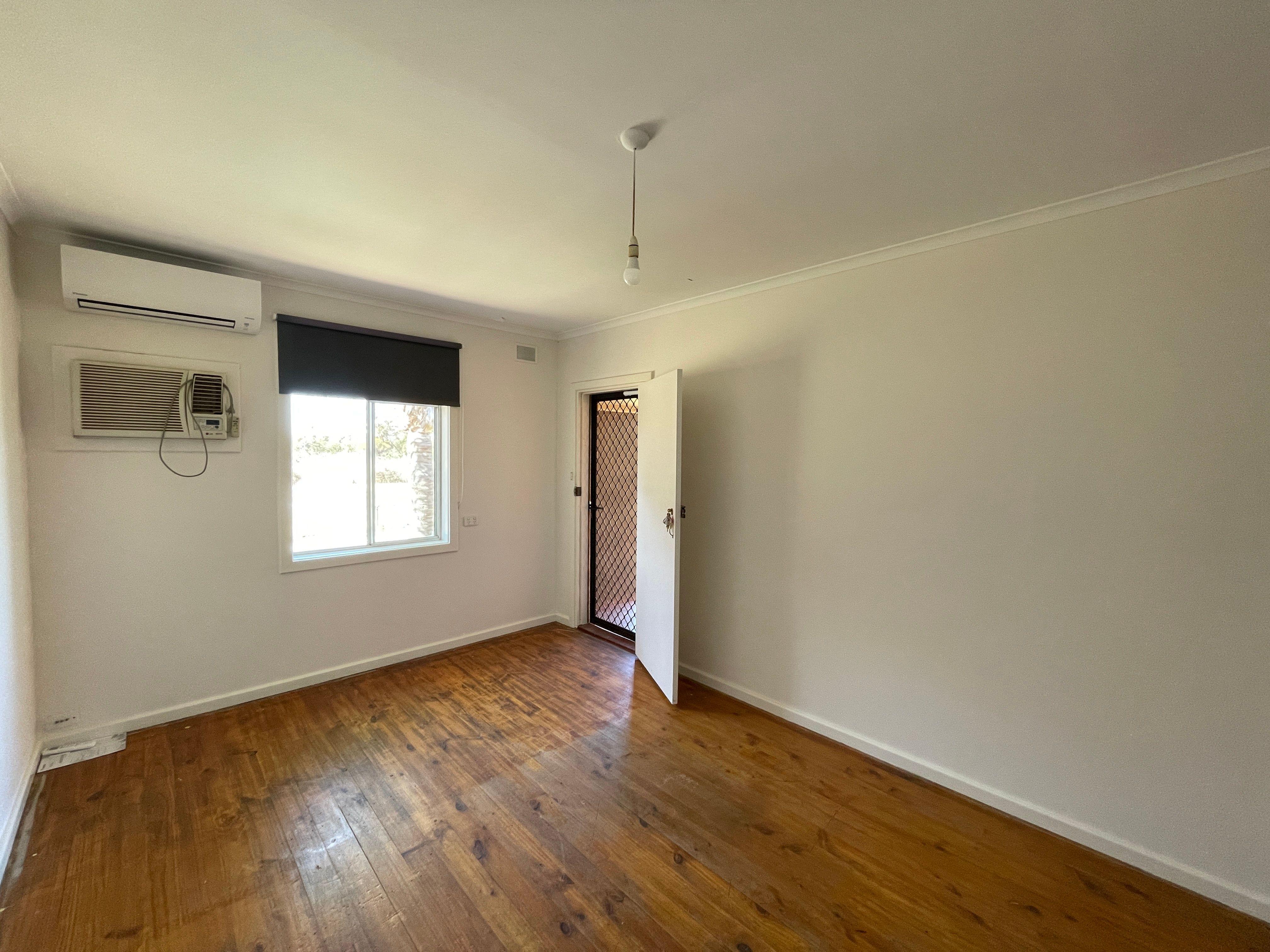 Prop-GPT: House: SA Whyalla Stuart, SA 5608 To register & apply for this property, please use this link: https://snug.com/