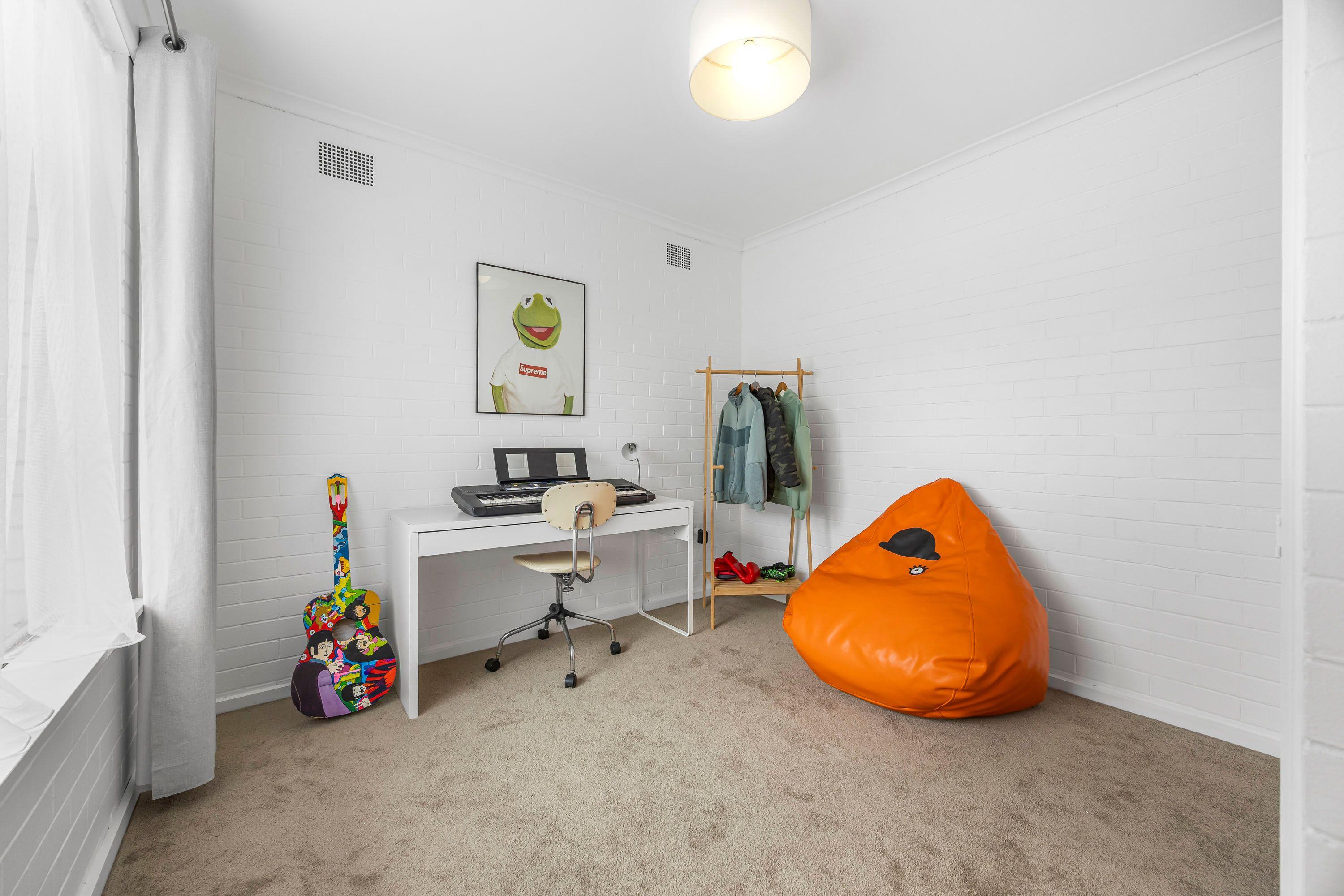 Recently Refurbished Charming 3-Bedroom Home