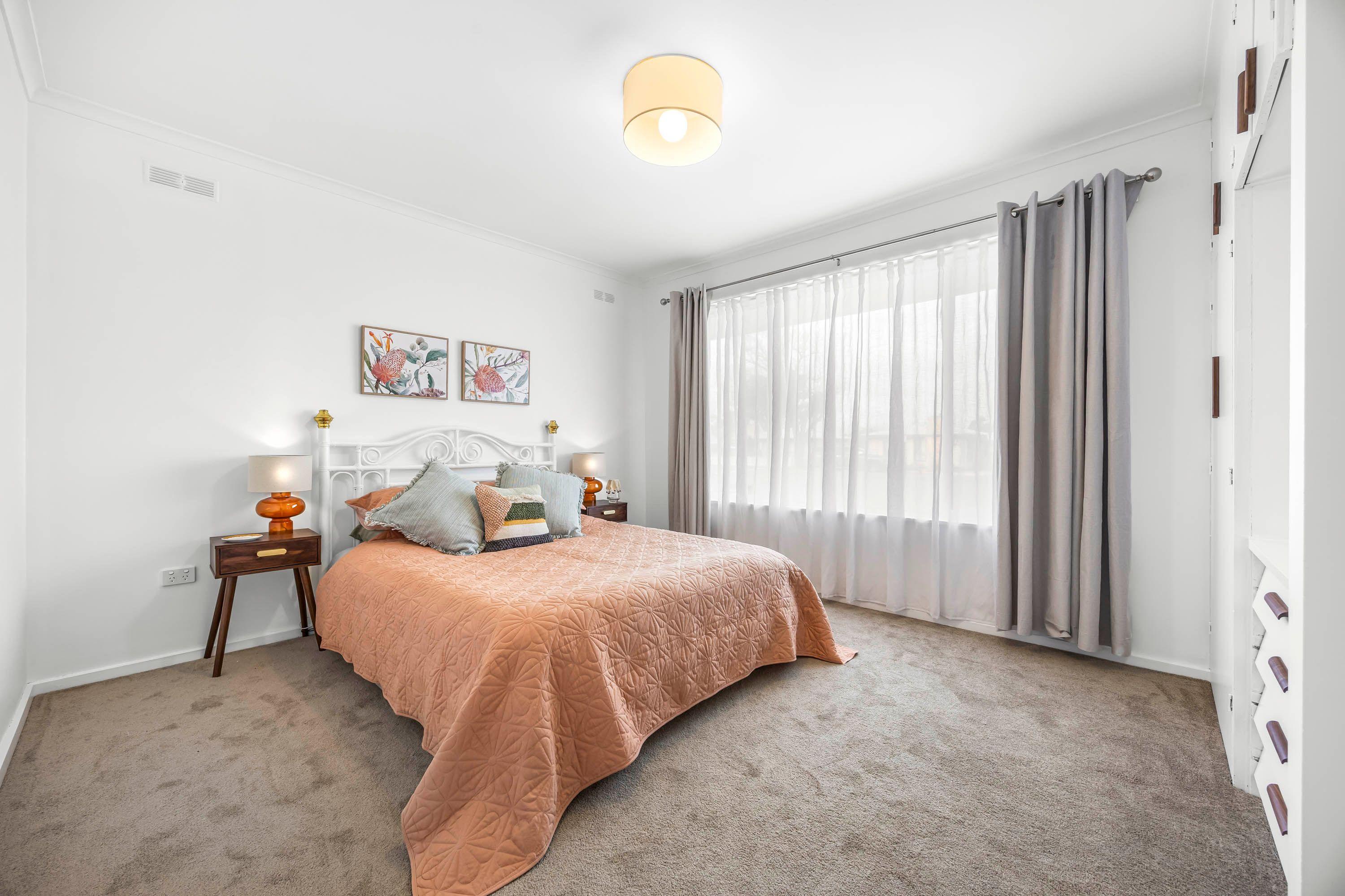 Recently Refurbished Charming 3-Bedroom Home