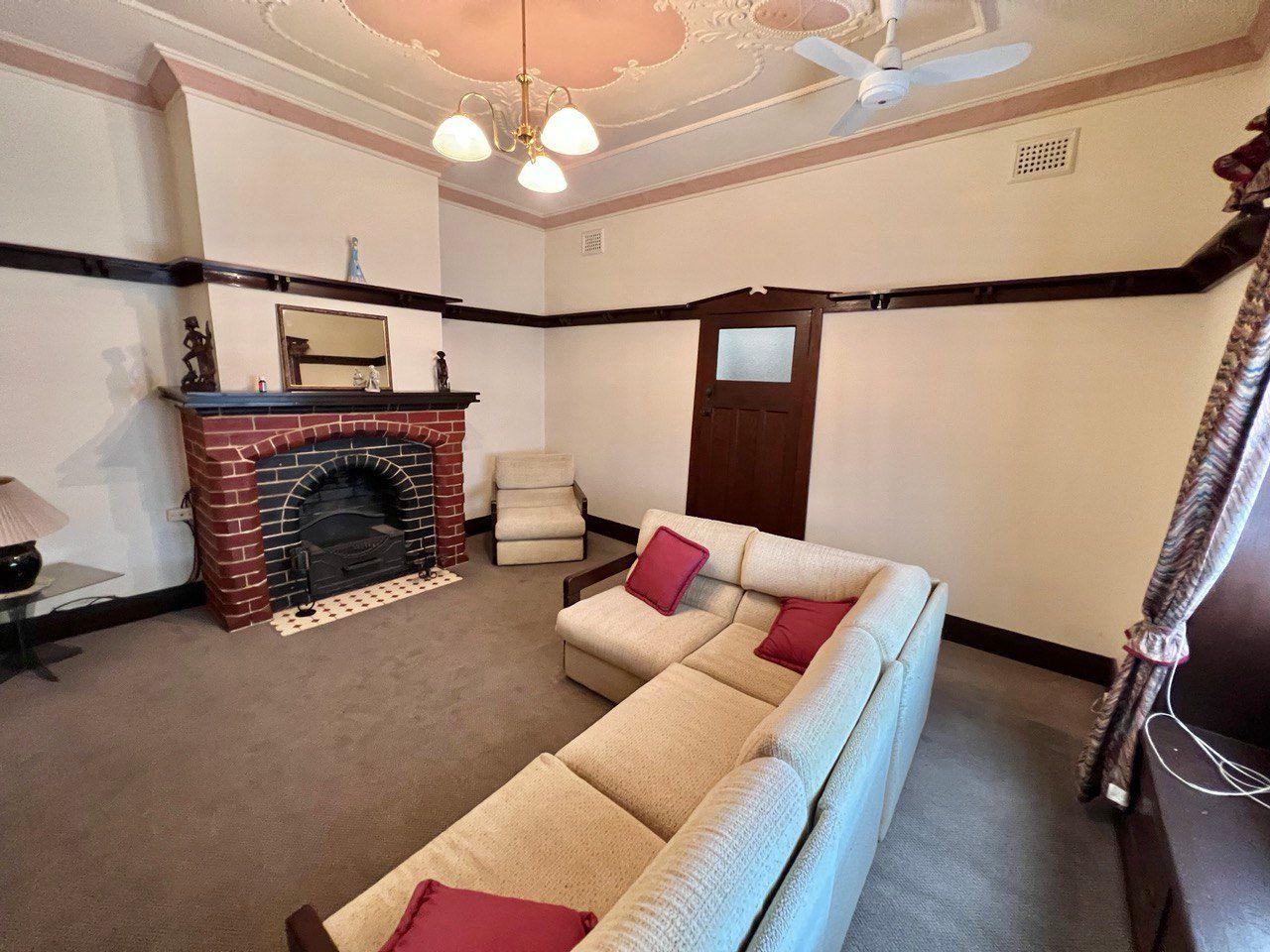 Ray White Real Estate Parkes