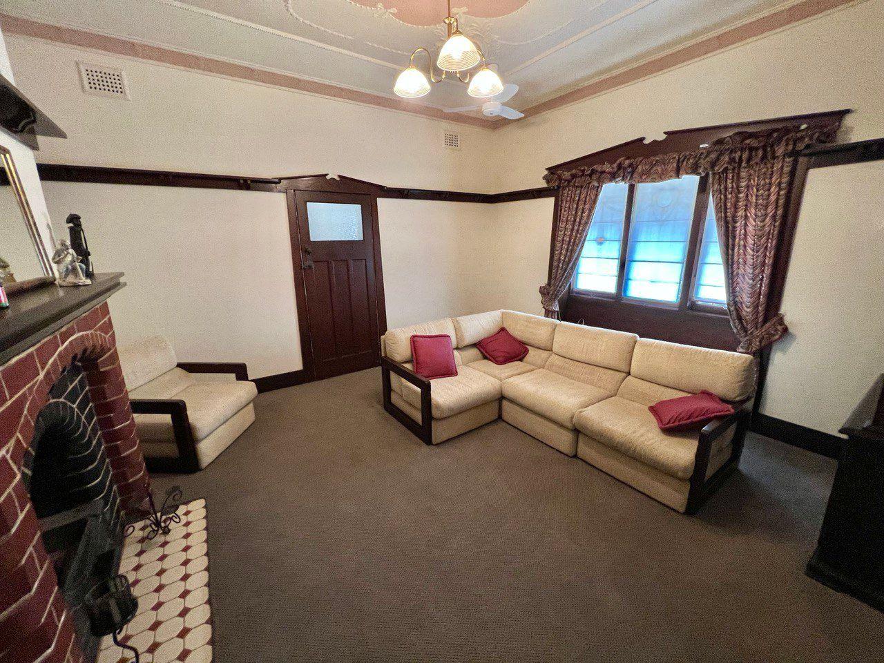 Ray White Real Estate Parkes