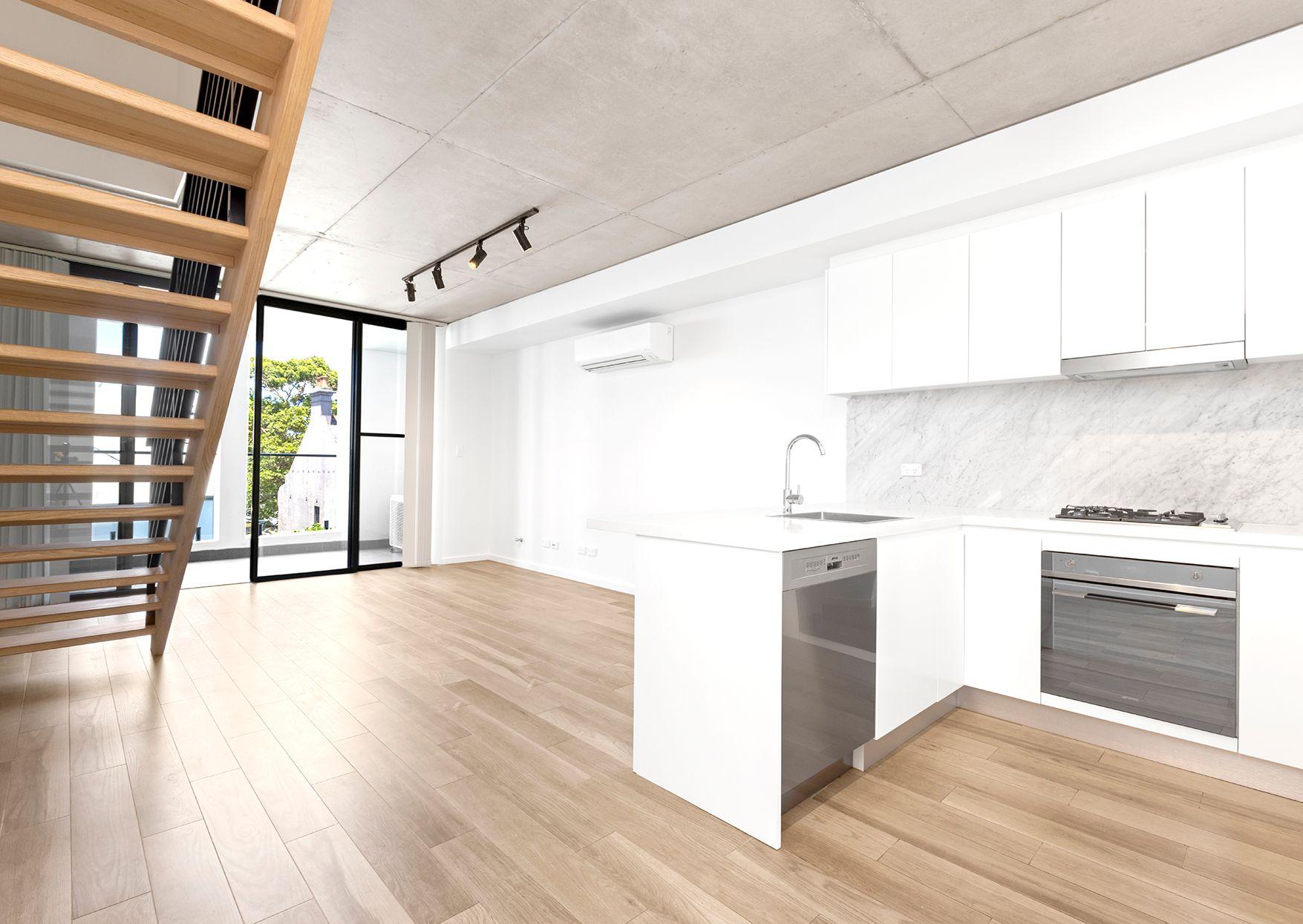 Prop-GPT: Apartment: NSW Redfern, NSW 2016 Two Bedroom Apartment In Near New Warehouse Development