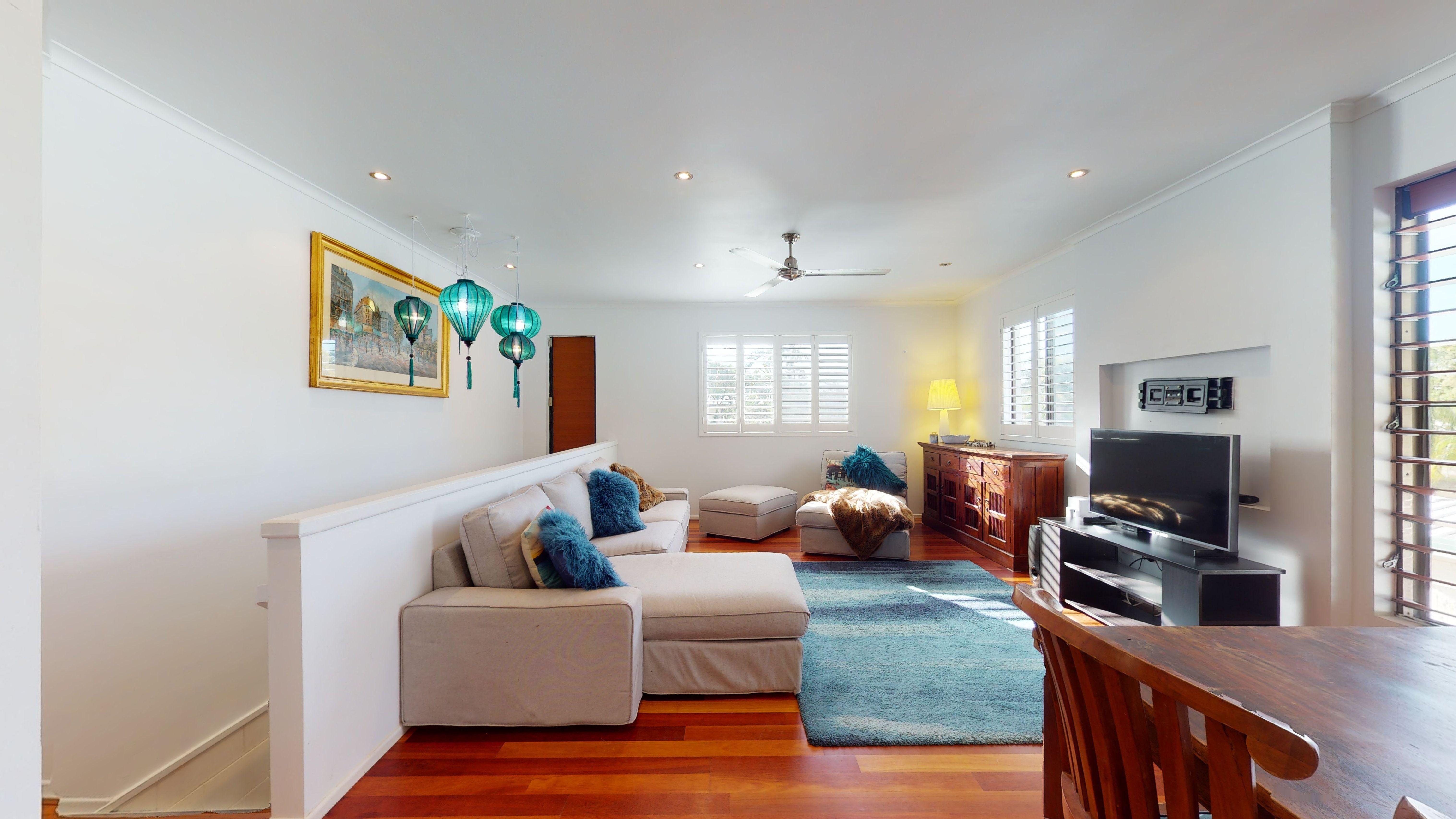 Prop-GPT: House: QLD Cranbrook, QLD 4814 SHAREHOUSE ROOM AVAILABLE- $230 per week