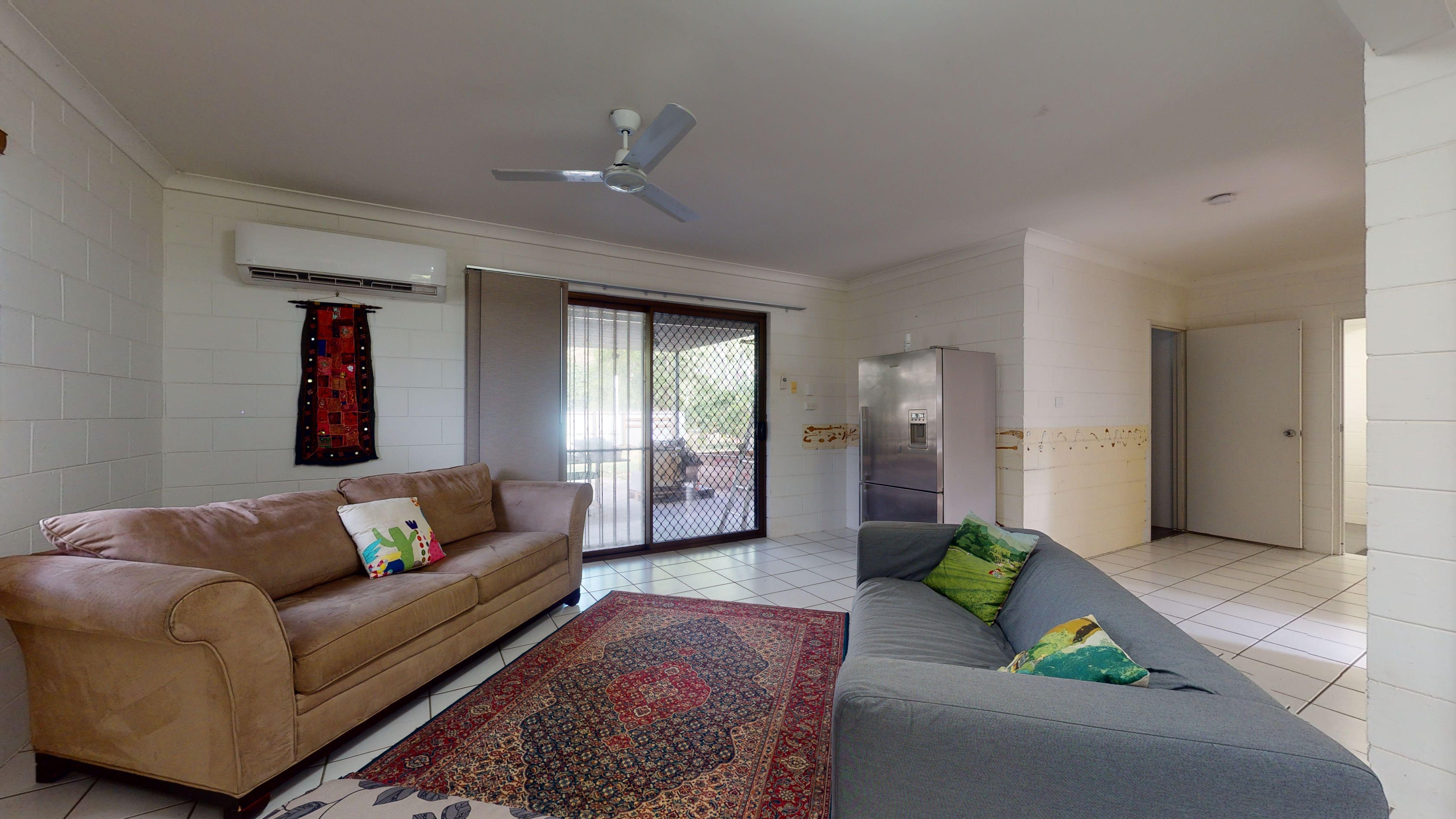 SHAREHOUSE ROOM AVAILABLE- $230 per week