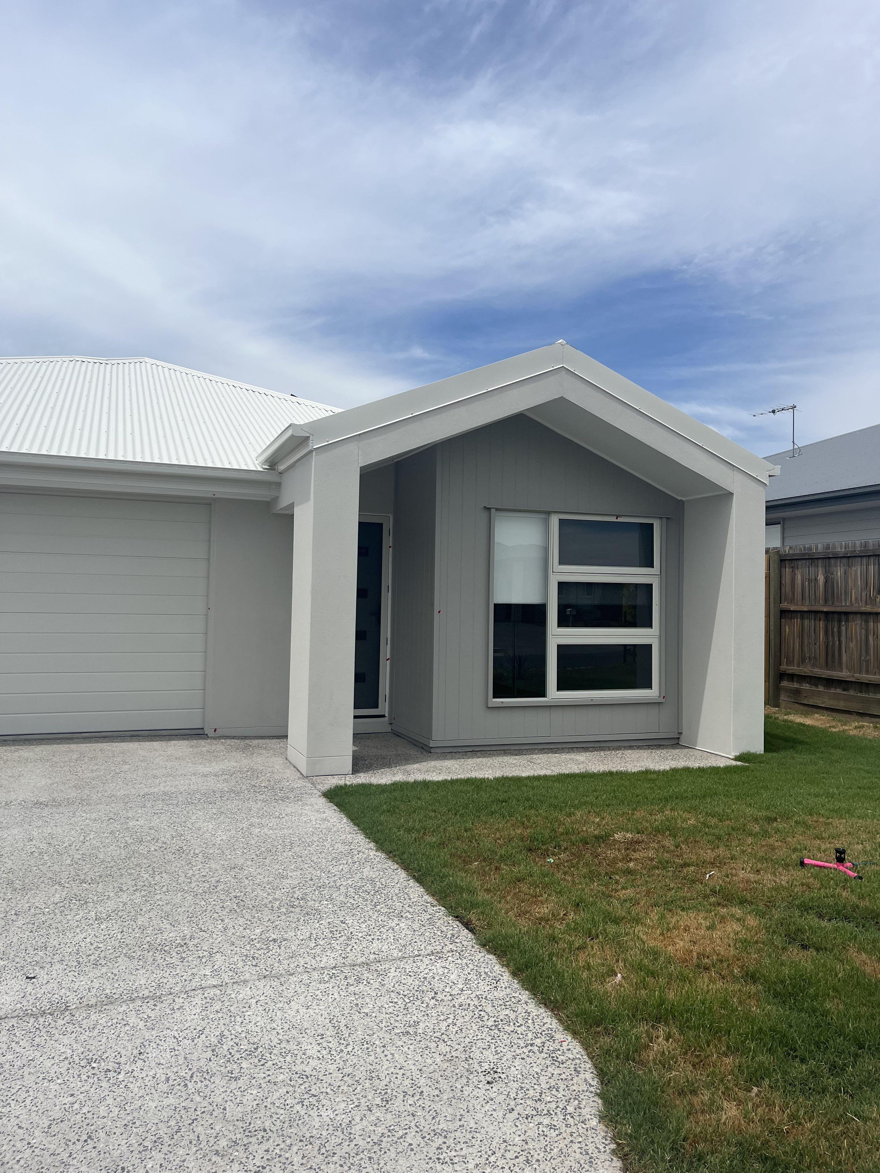 Prop-GPT: DuplexSemi-detached: QLD Plainland, QLD 4341 Prime Location, Brand New Duplex with Solar!