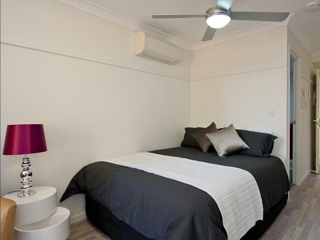 MODERN STUDIO APARTMENT