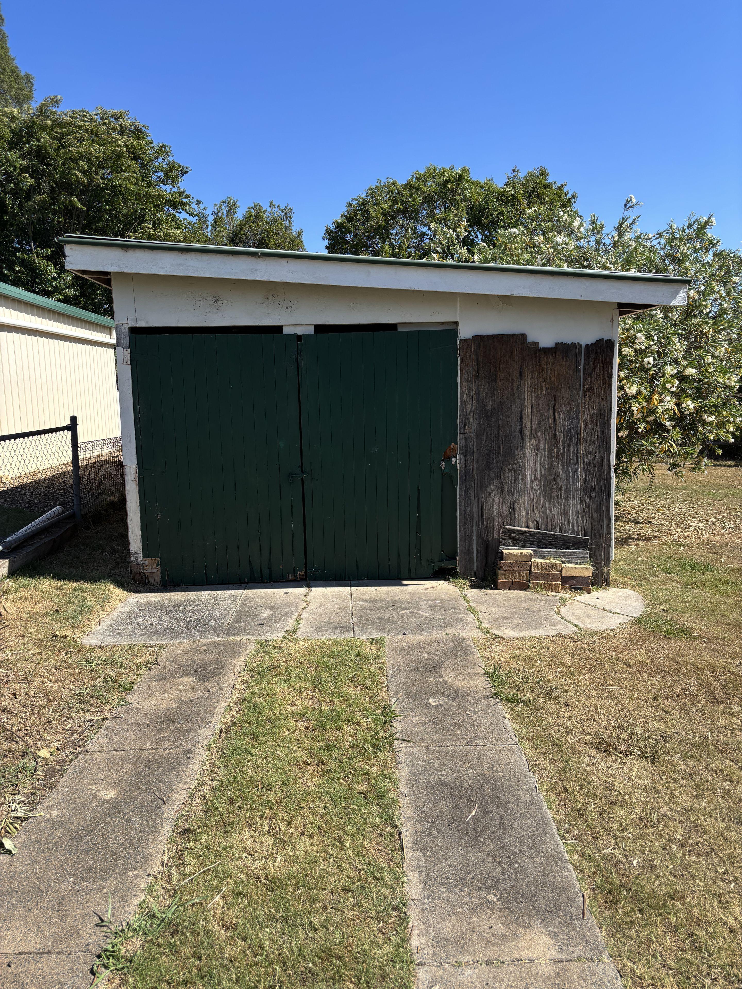 Beautiful 3 Bedroom Home in Great Location