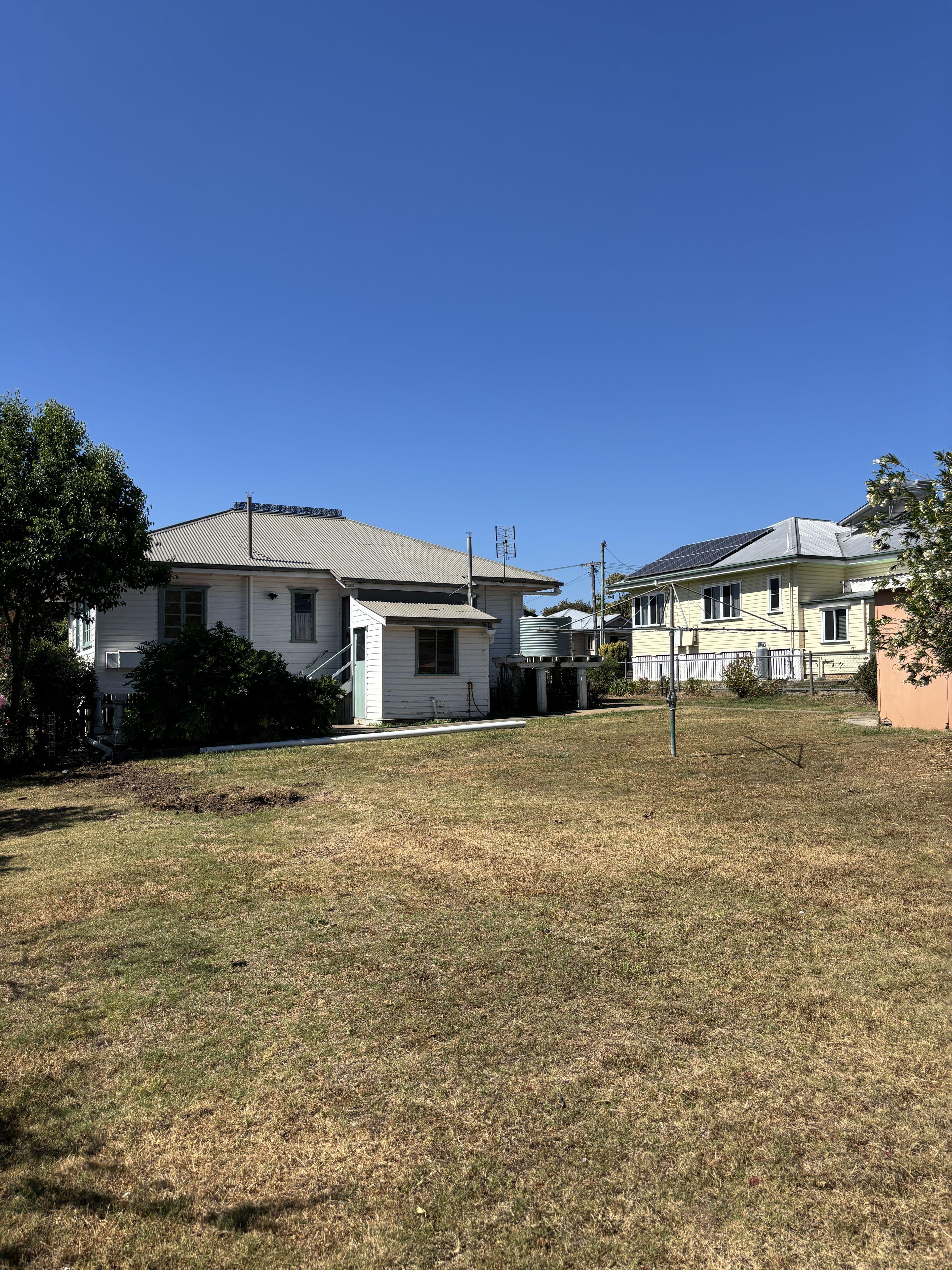 Beautiful 3 Bedroom Home in Great Location