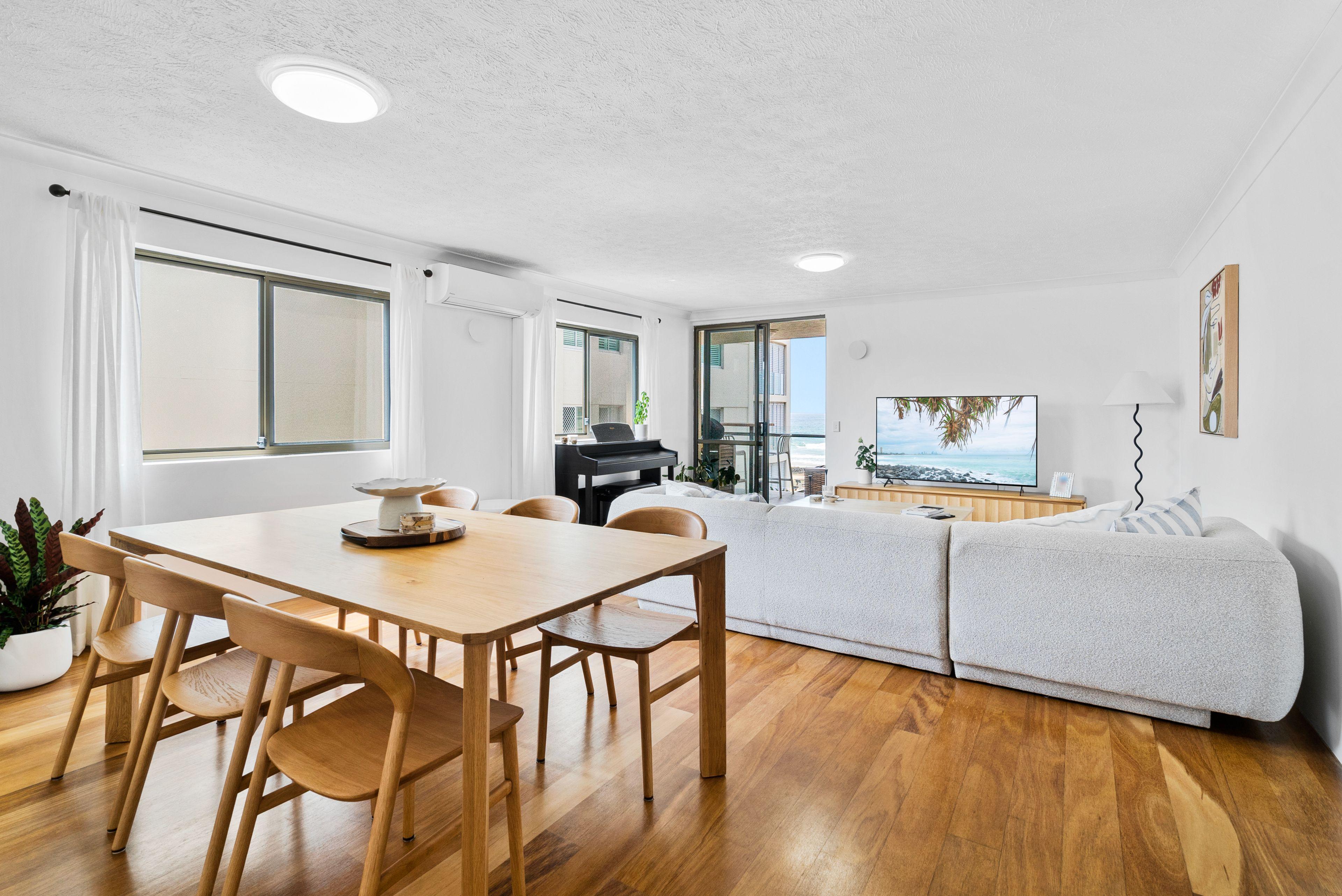 Beachside Unit With Ocean Views