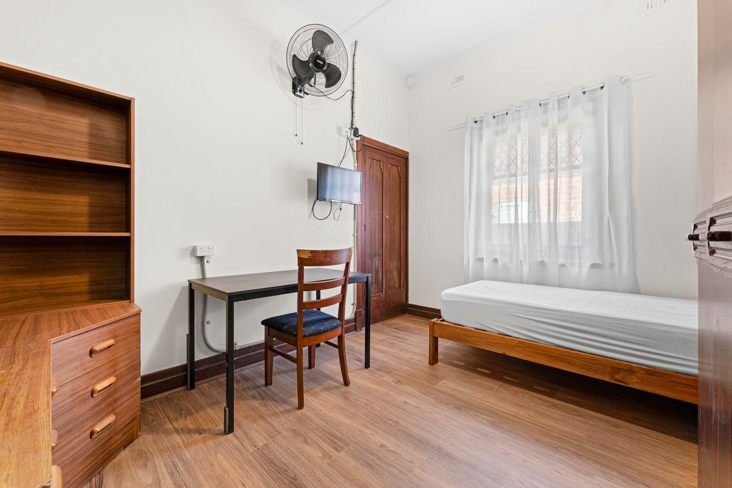 10 Harley Street, COWANDILLA, SA 5033 - House for Rent - harcourts.net