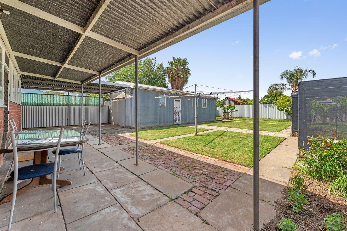 10 Harley Street, COWANDILLA, SA 5033 - House for Rent - harcourts.net