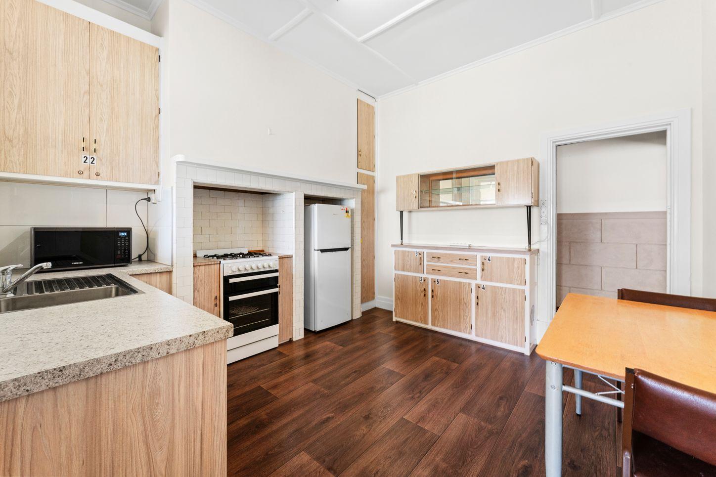 10 Harley Street, COWANDILLA, SA 5033 - House for Rent - harcourts.net