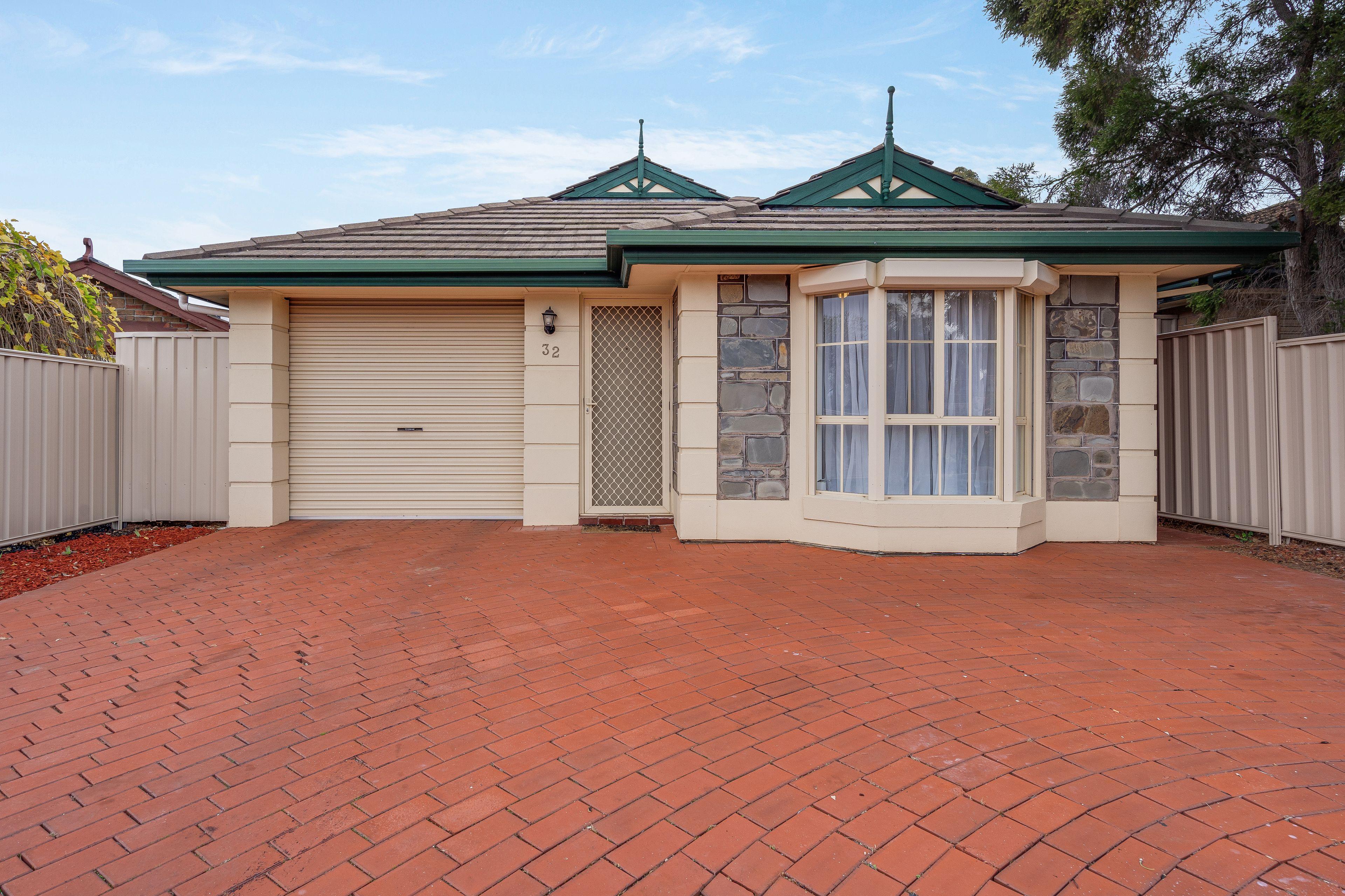 Prop-GPT: House: SA Pooraka, SA 5095 Low Maintenance Home