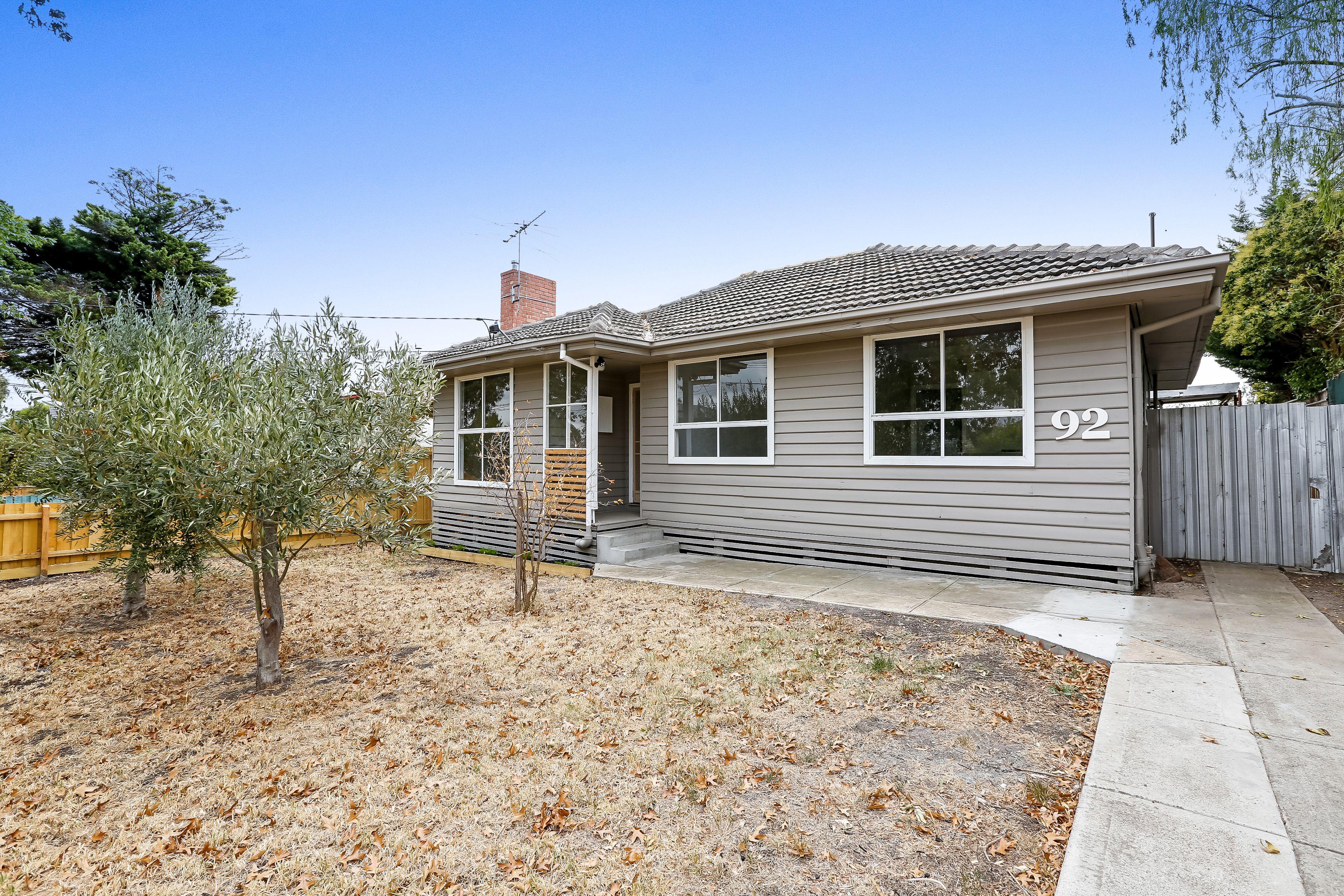 Prop-GPT: House: VIC Glenroy, VIC 3046 PERFECT FAMILY HOME