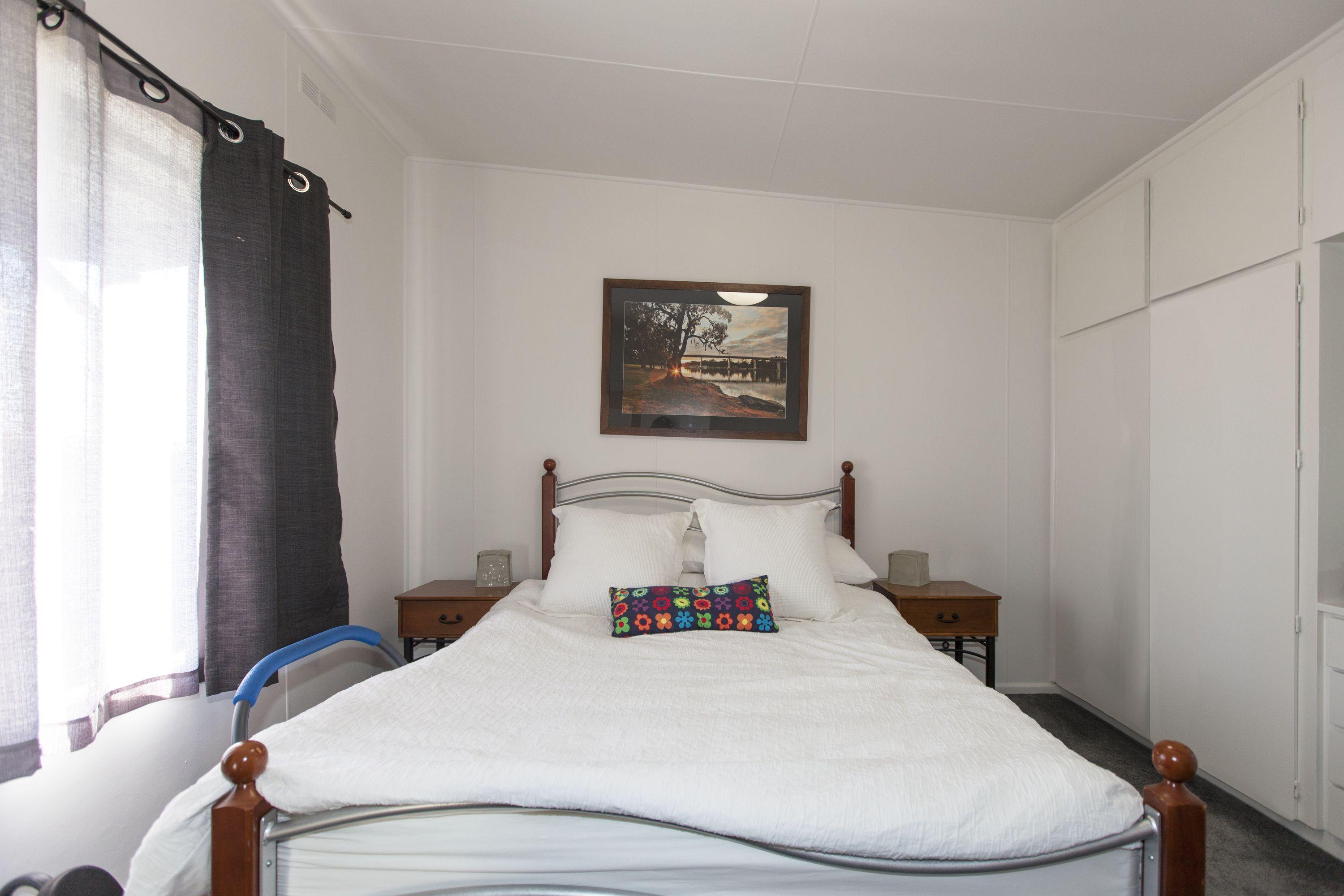 One bedroom home with study & a self contained bungalow