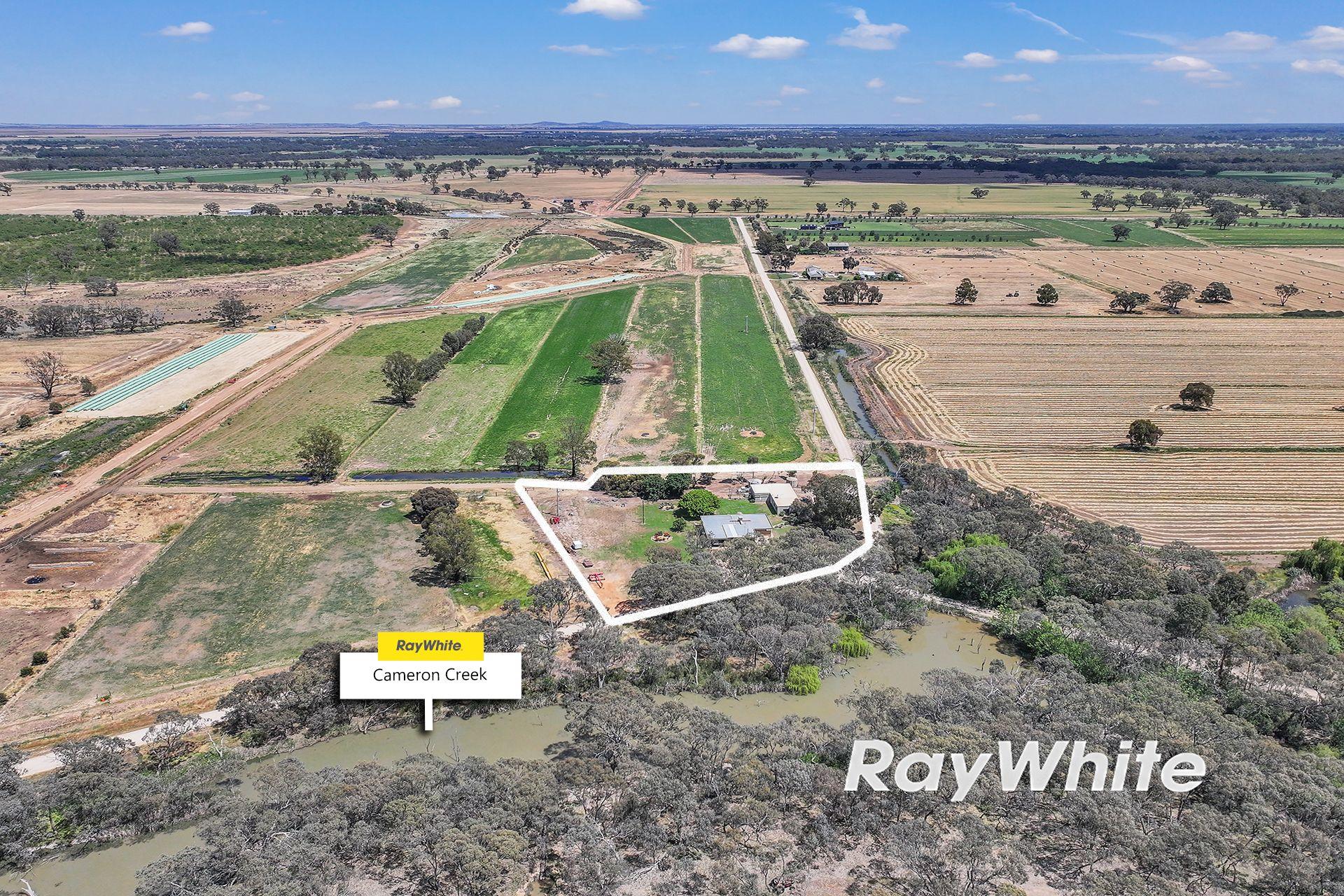 Peaceful Living Near the Murray River