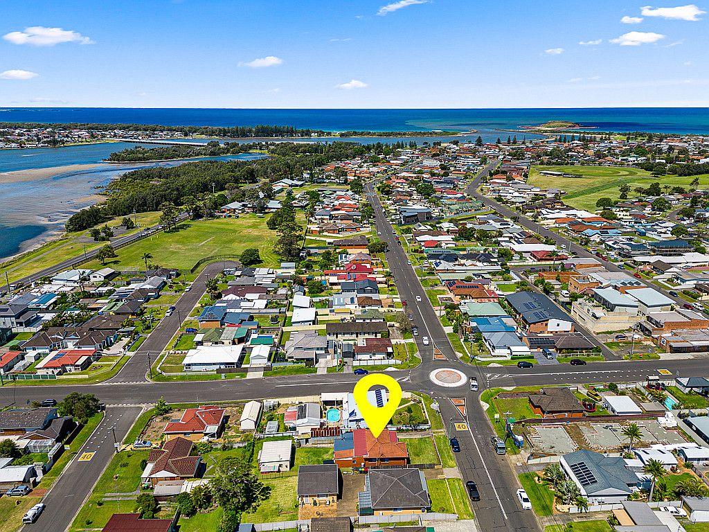 INSPECTION CANCELLED, DEPOSIT RECEIVED - Low-Maintenance Living in the Heart of Lake Illawarra