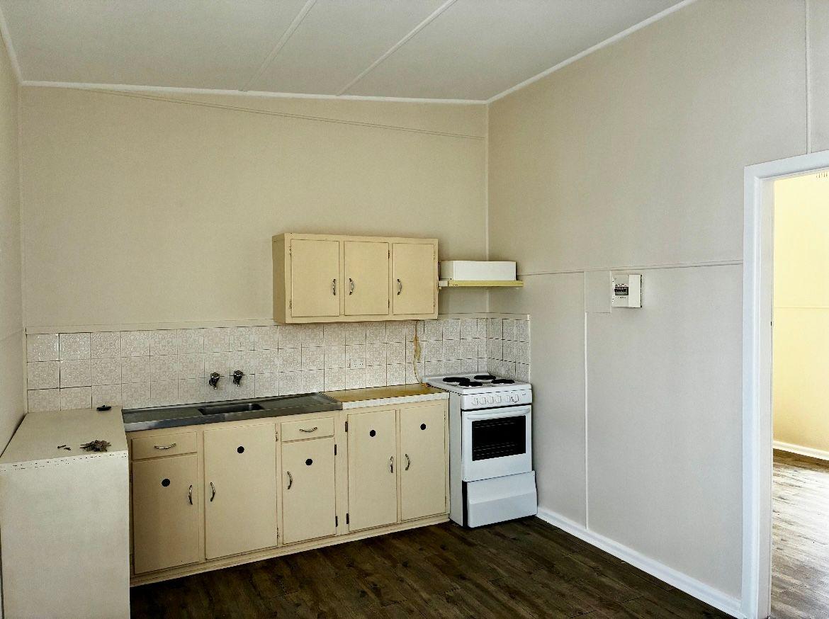 2 bedroom flat in a Great Location!