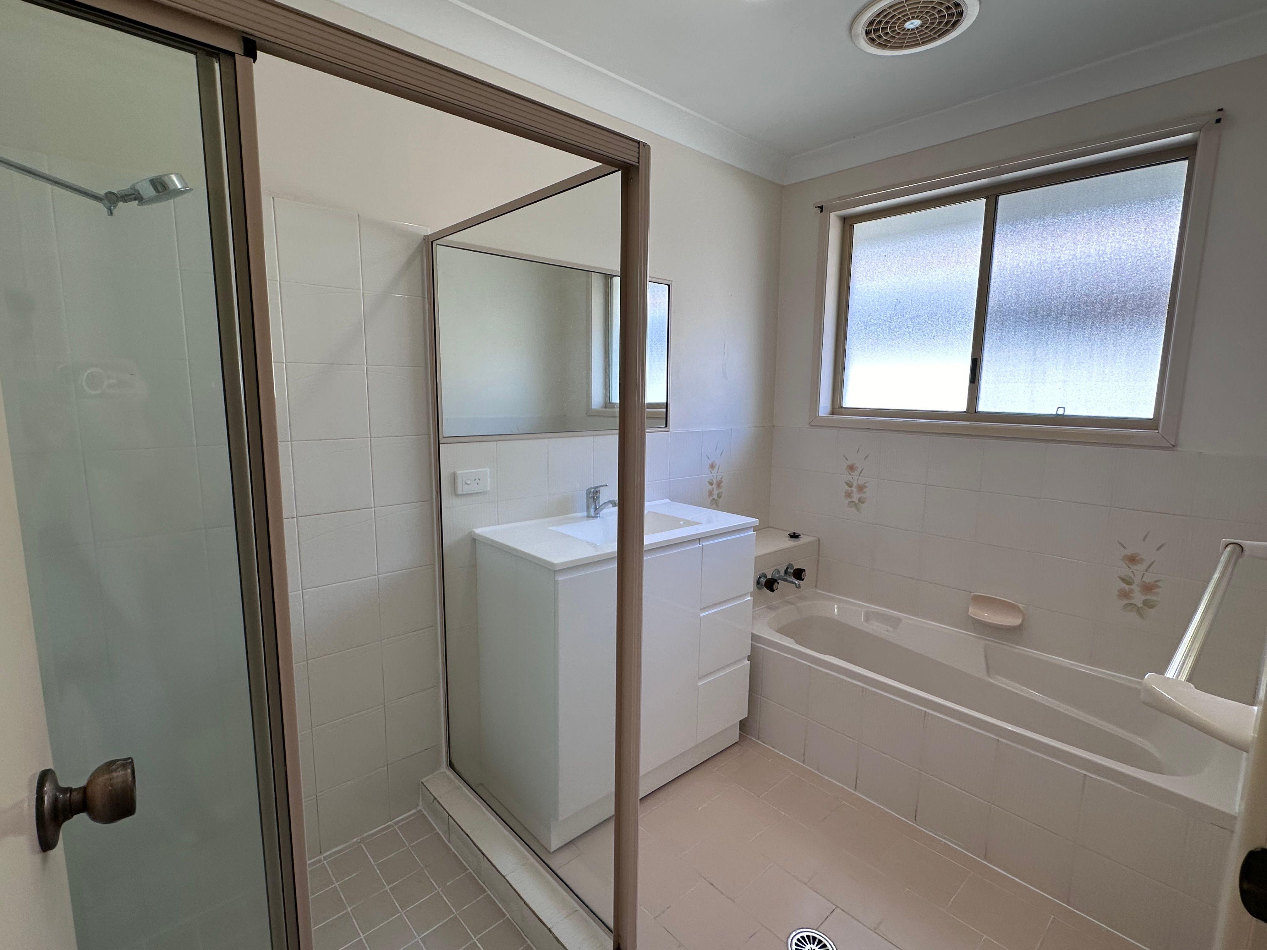 Easy-living - ^tick, Family home - ^tick, Location - ^tick