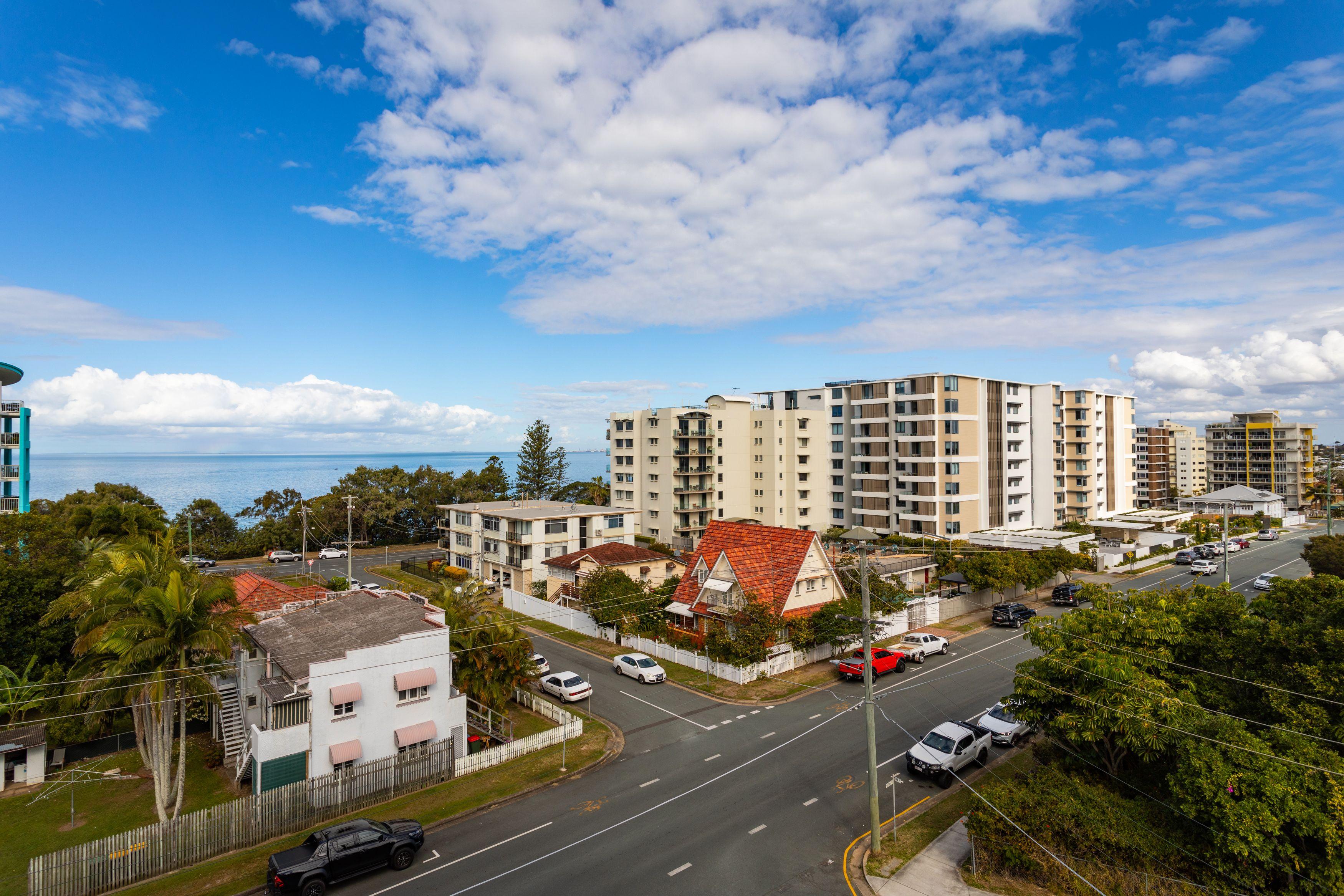 Stunning Prime Apartment - Central on Sutton