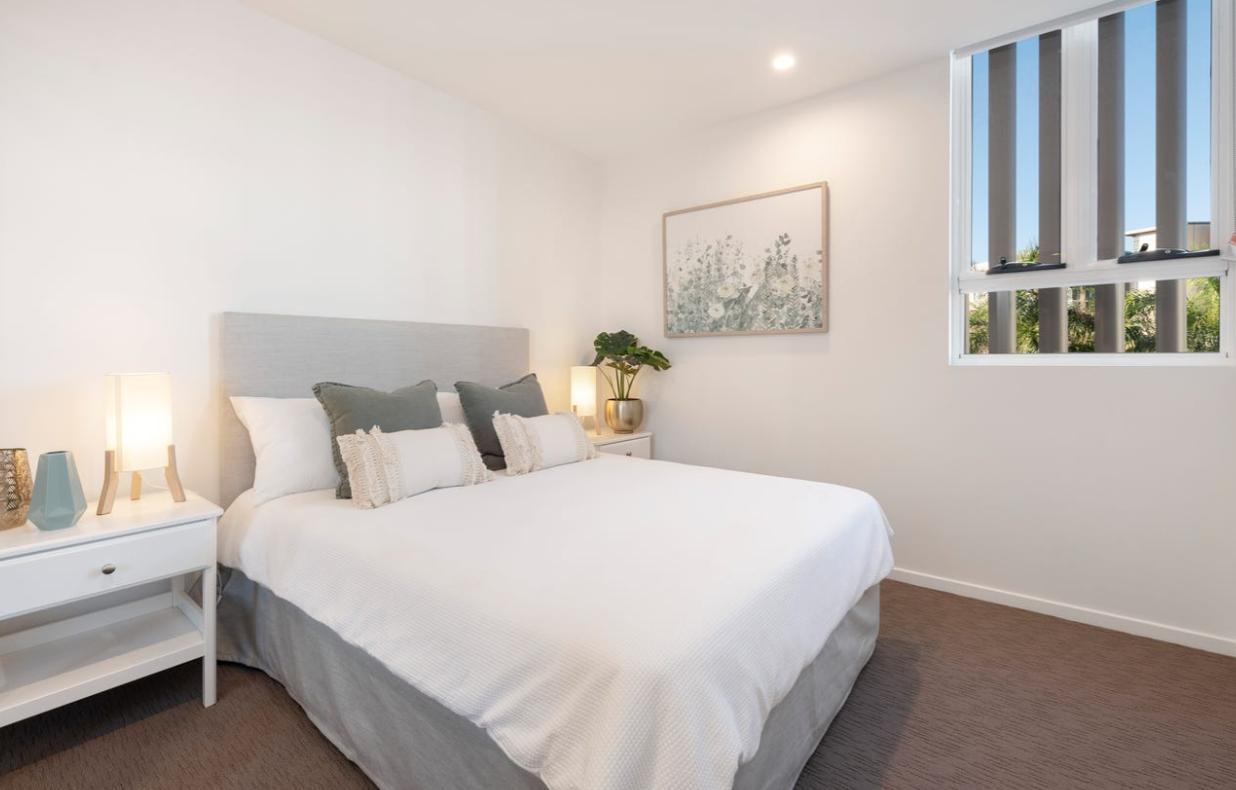 Stunning Prime Apartment - Central on Sutton