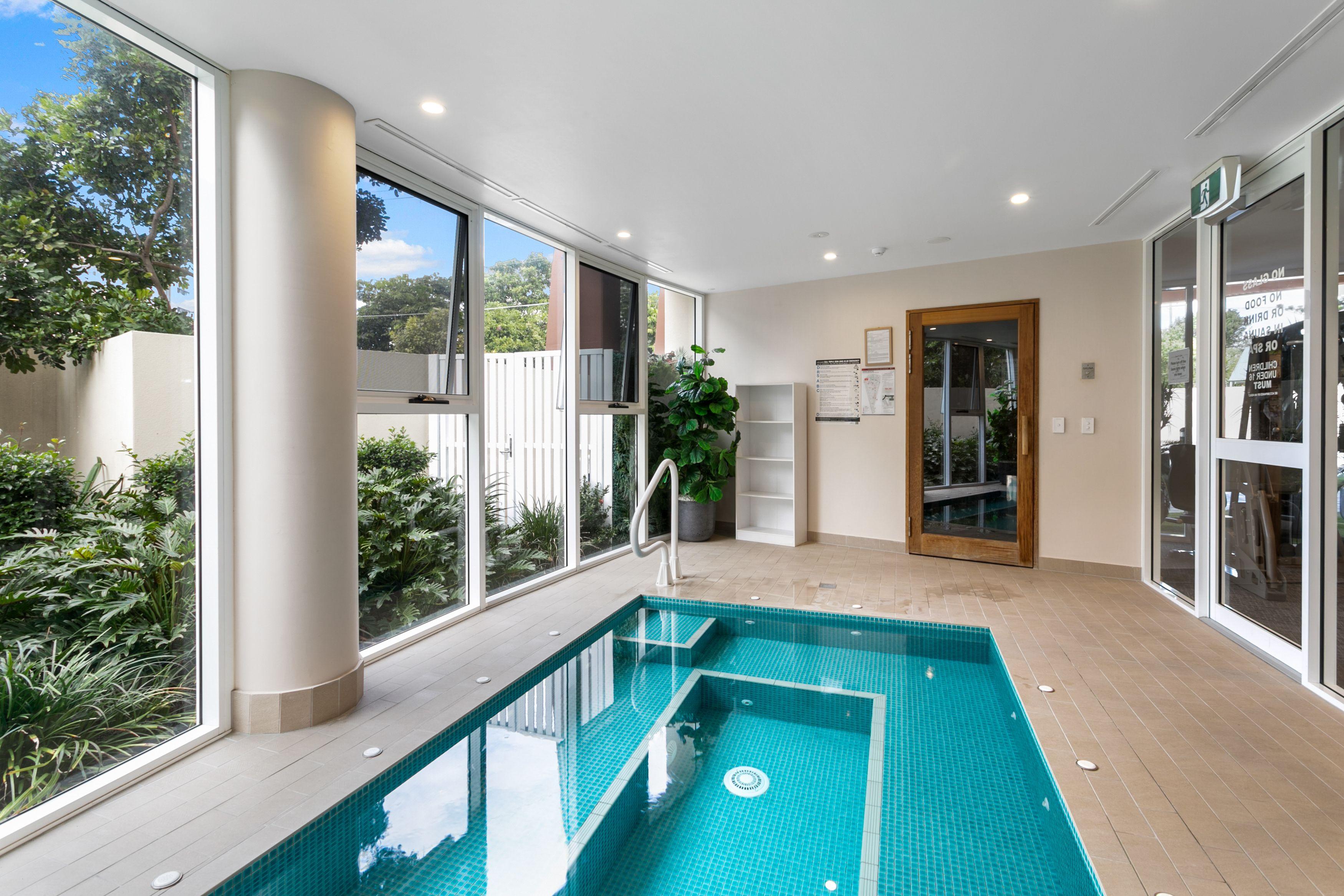 Stunning Prime Apartment - Central on Sutton