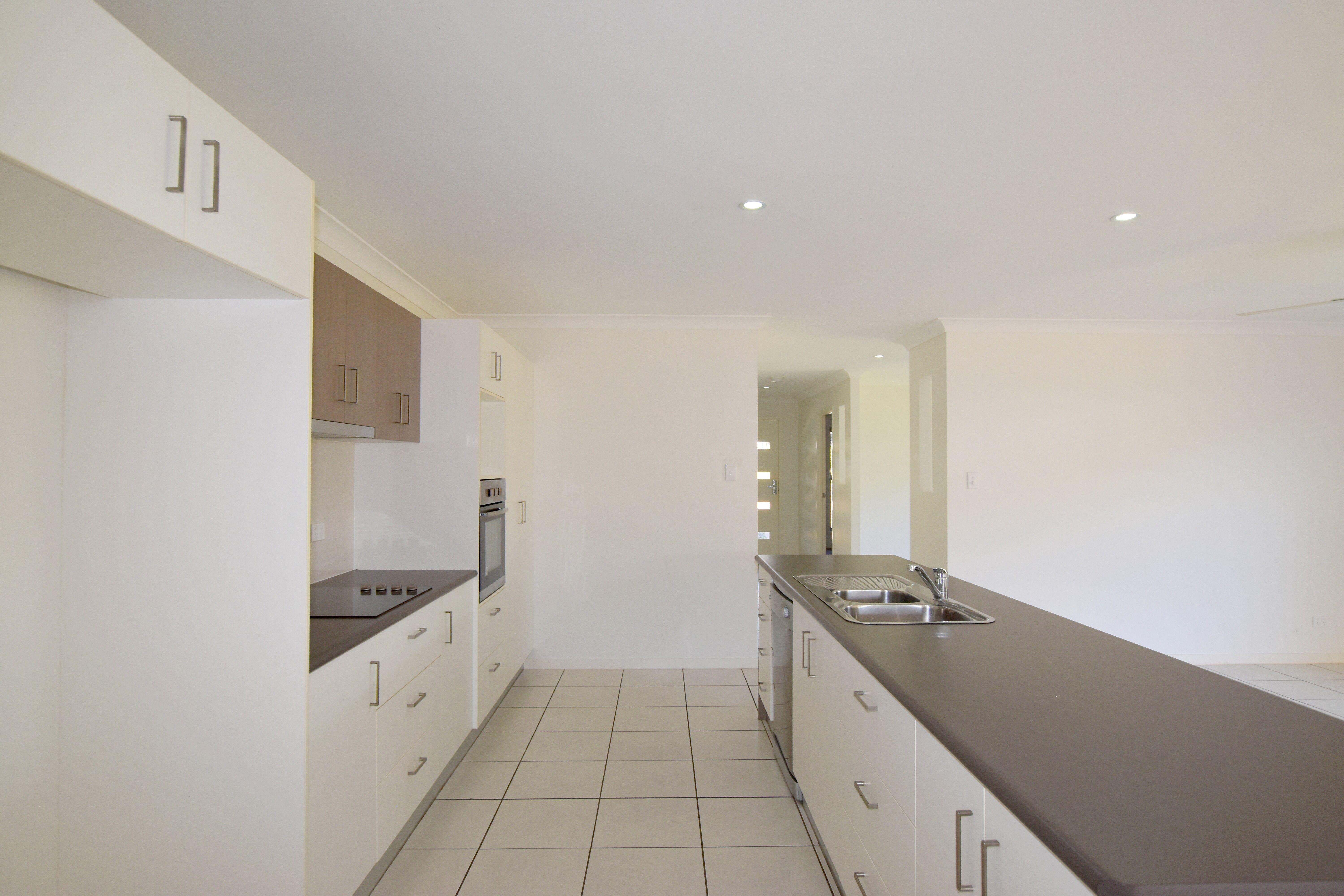 SPACIOUS MODERN FAMILY HOME