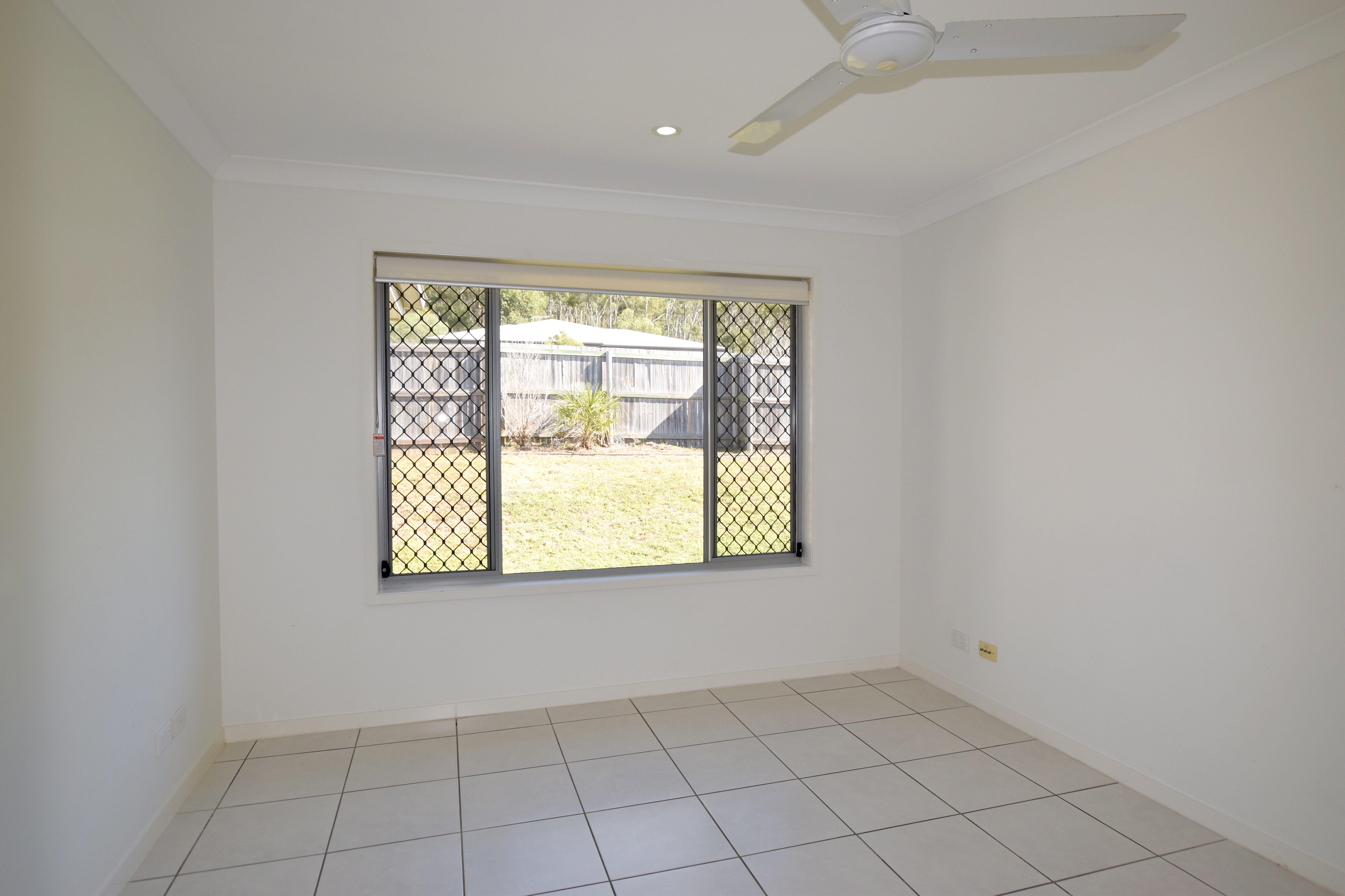 SPACIOUS MODERN FAMILY HOME