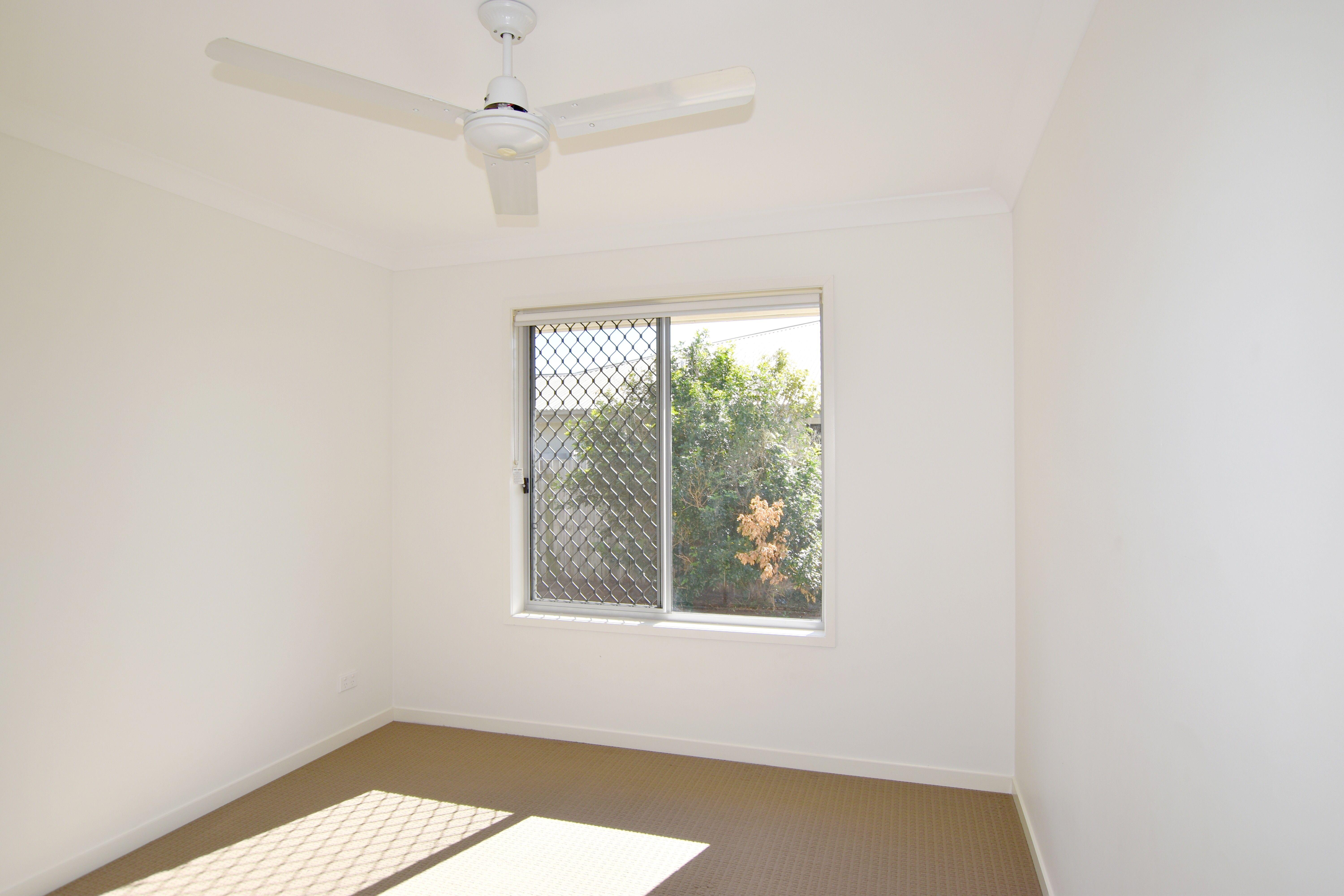 SPACIOUS MODERN FAMILY HOME