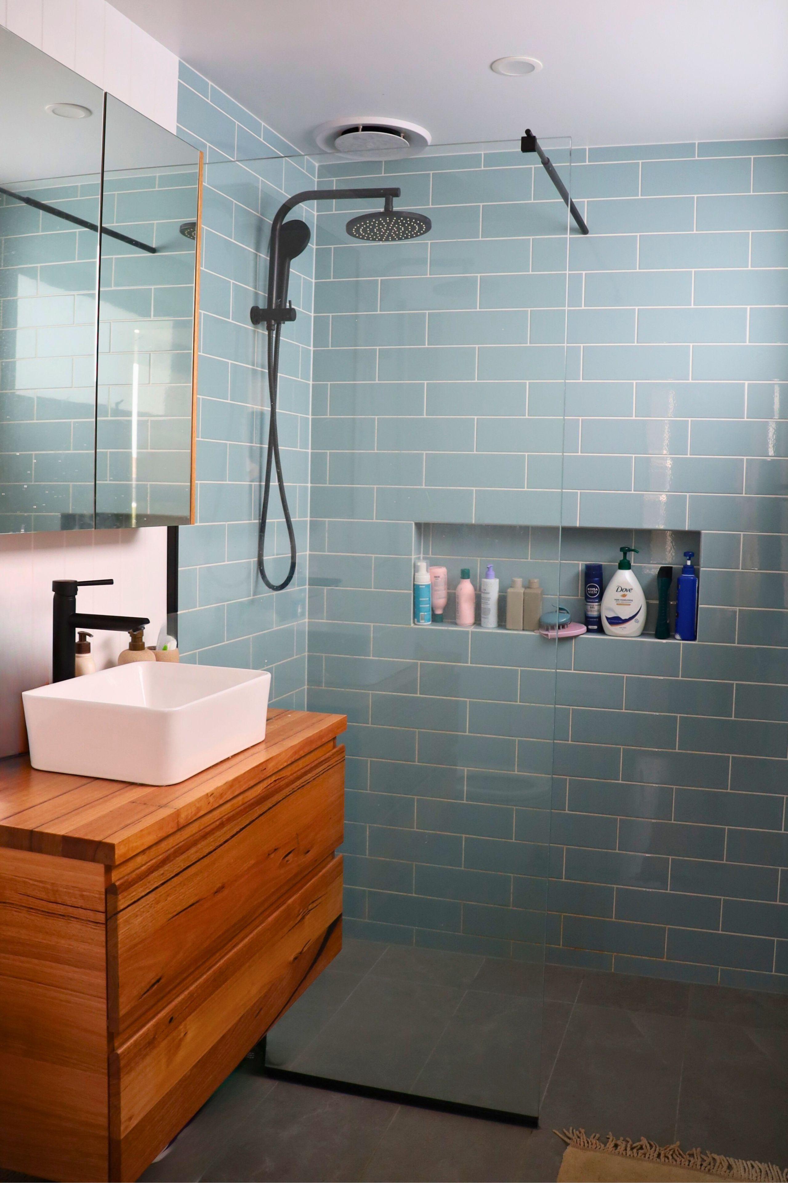 FULLY FURNISHED WITH UTILITIES INCLUDED