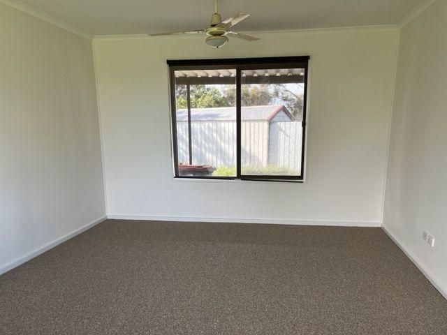 Spacious 3-Bedroom Family Home with Equine Facilities!