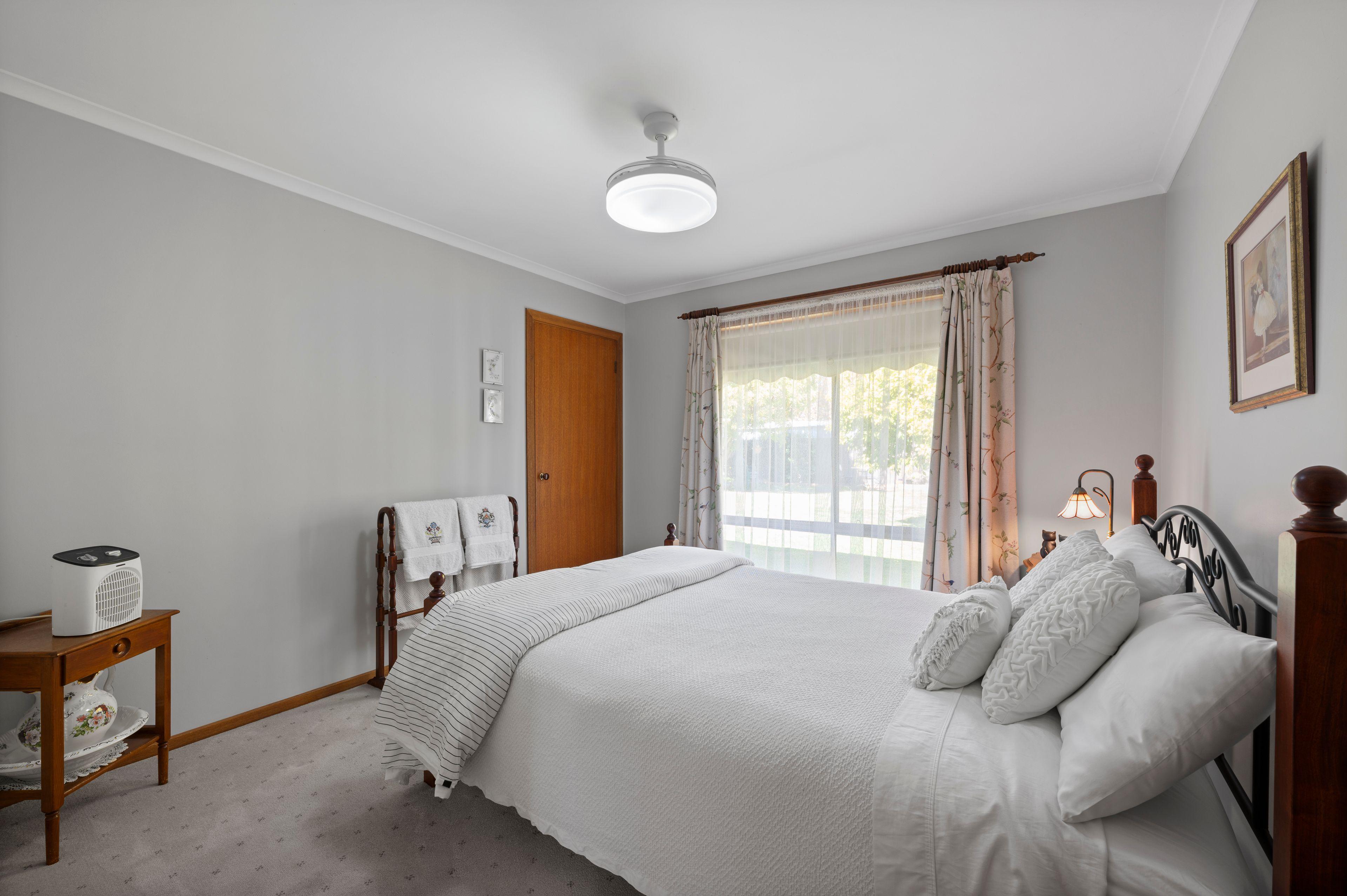 Immaculate 4-Bedroom Family Home in Quiet Court Location