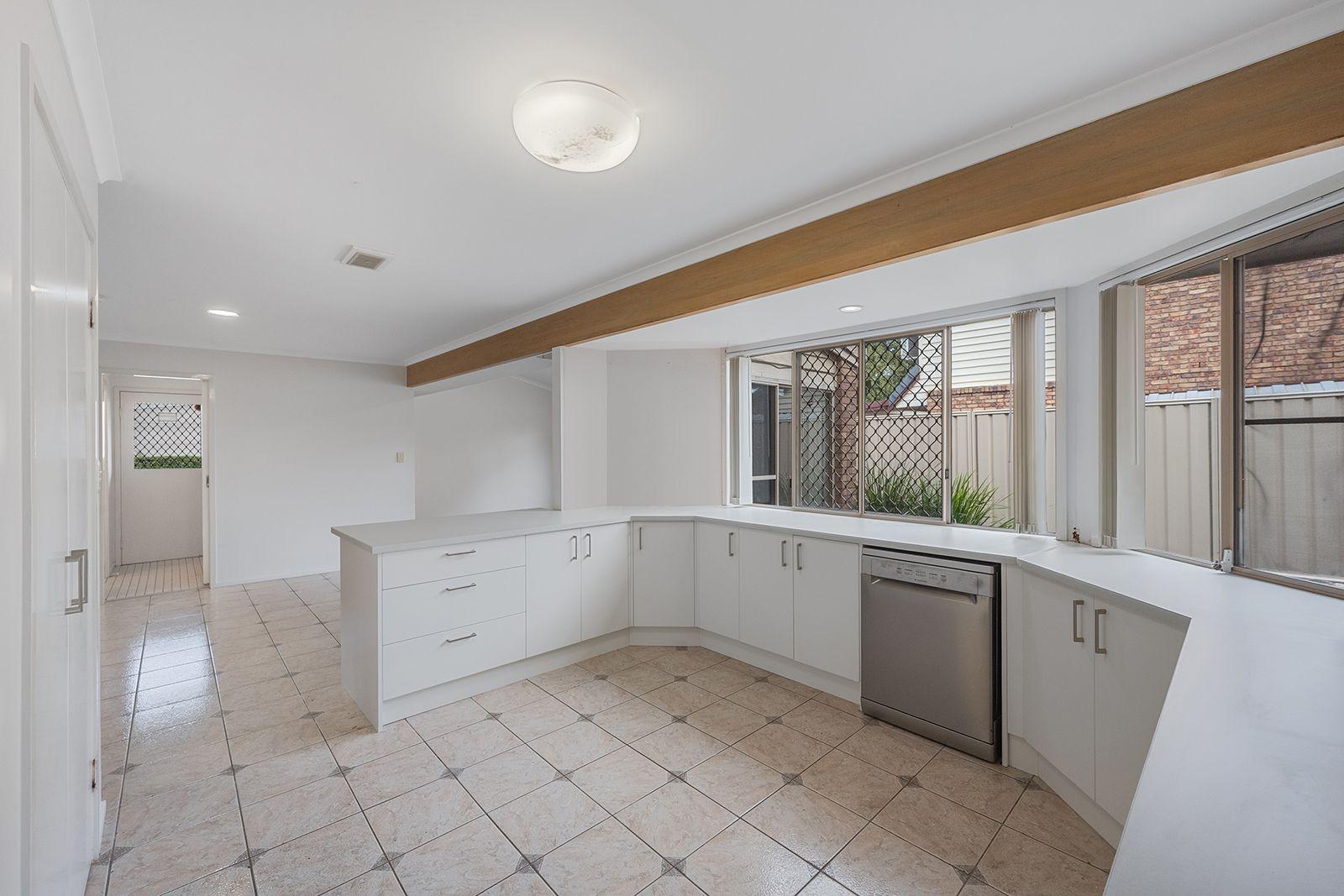 Modern Family Living in a Prime Carseldine Location!