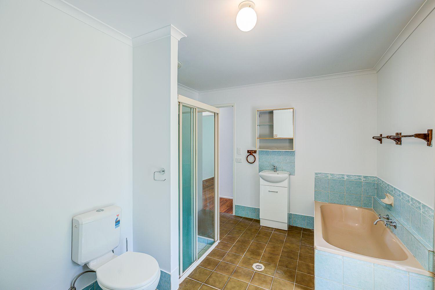 Charming Family Home in Kallangur with Large block!