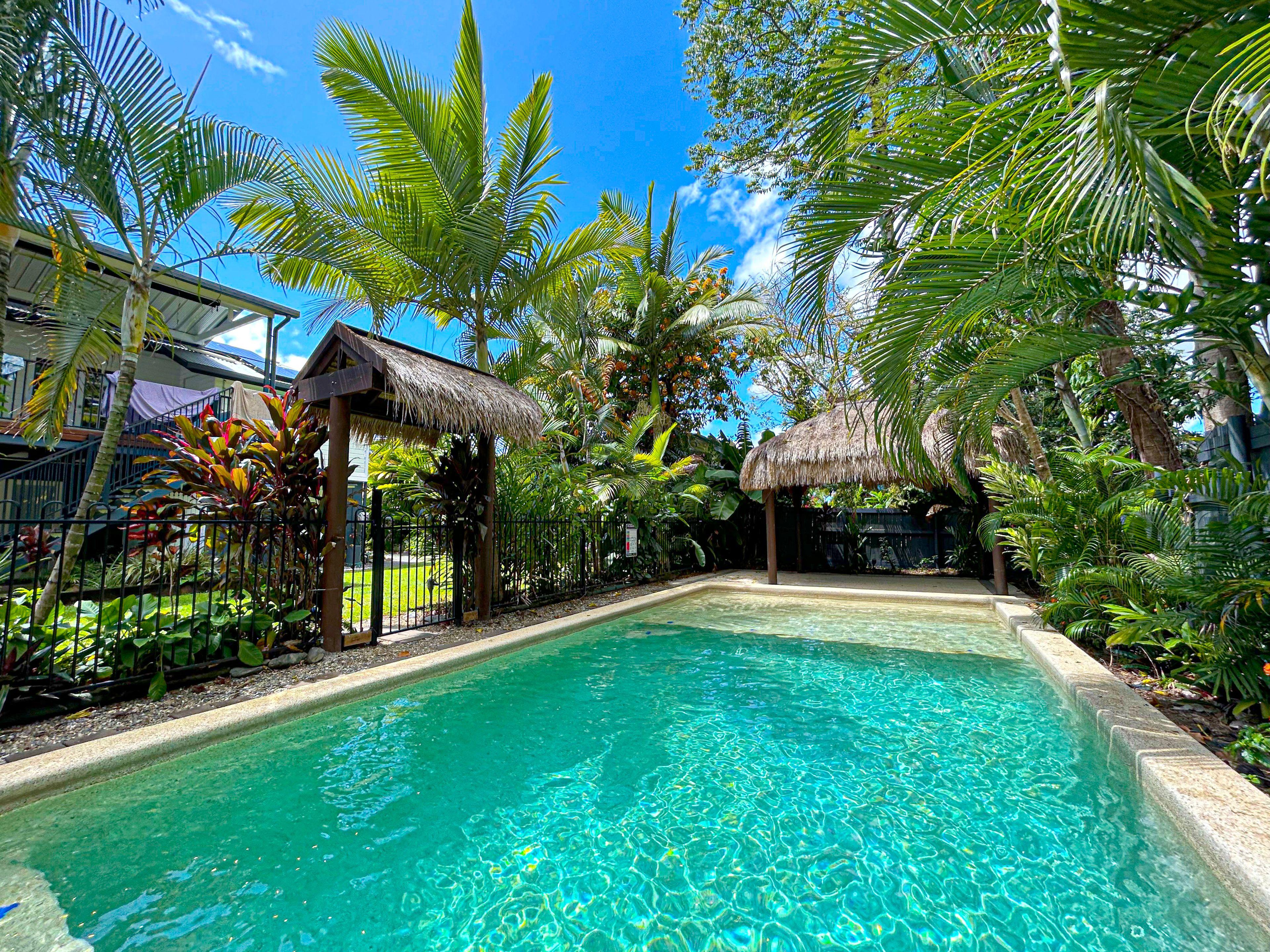 Prop-GPT: Unit: QLD Whitfield, QLD 4870 WHITFIELD OASIS - 2 BEDROOM FULLY FURNISHED DOWNSTAIRS UNIT - WATER & GARDEN MAINTENANCE INCLUDED !