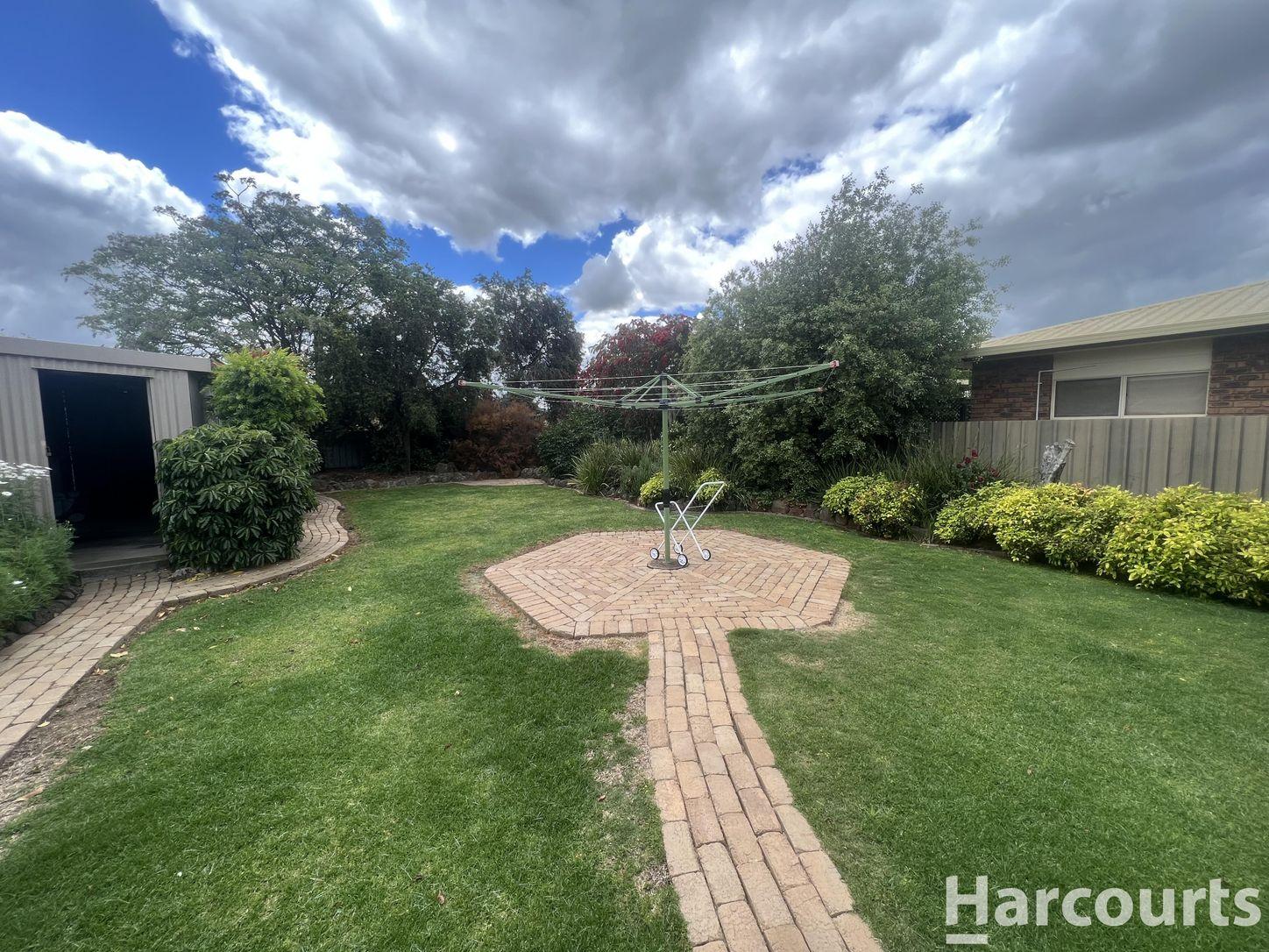 10 Barnes Boulevard, HORSHAM, VIC 3400 - House for Rent - harcourts.net