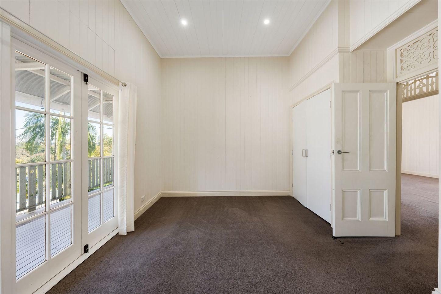 1185A Stanley Street East, COORPAROO, QLD 4151 - Unit for Rent - harcourts.net