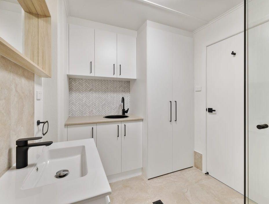 Neat and Convenient One-Bedroom Unit in Central Lavington