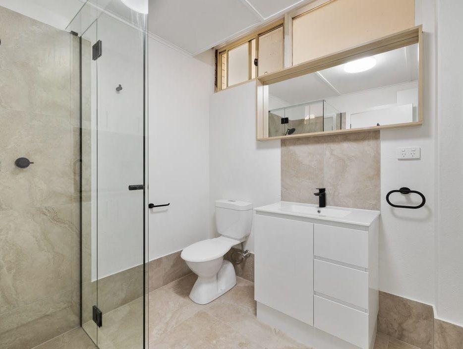 Neat and Convenient One-Bedroom Unit in Central Lavington