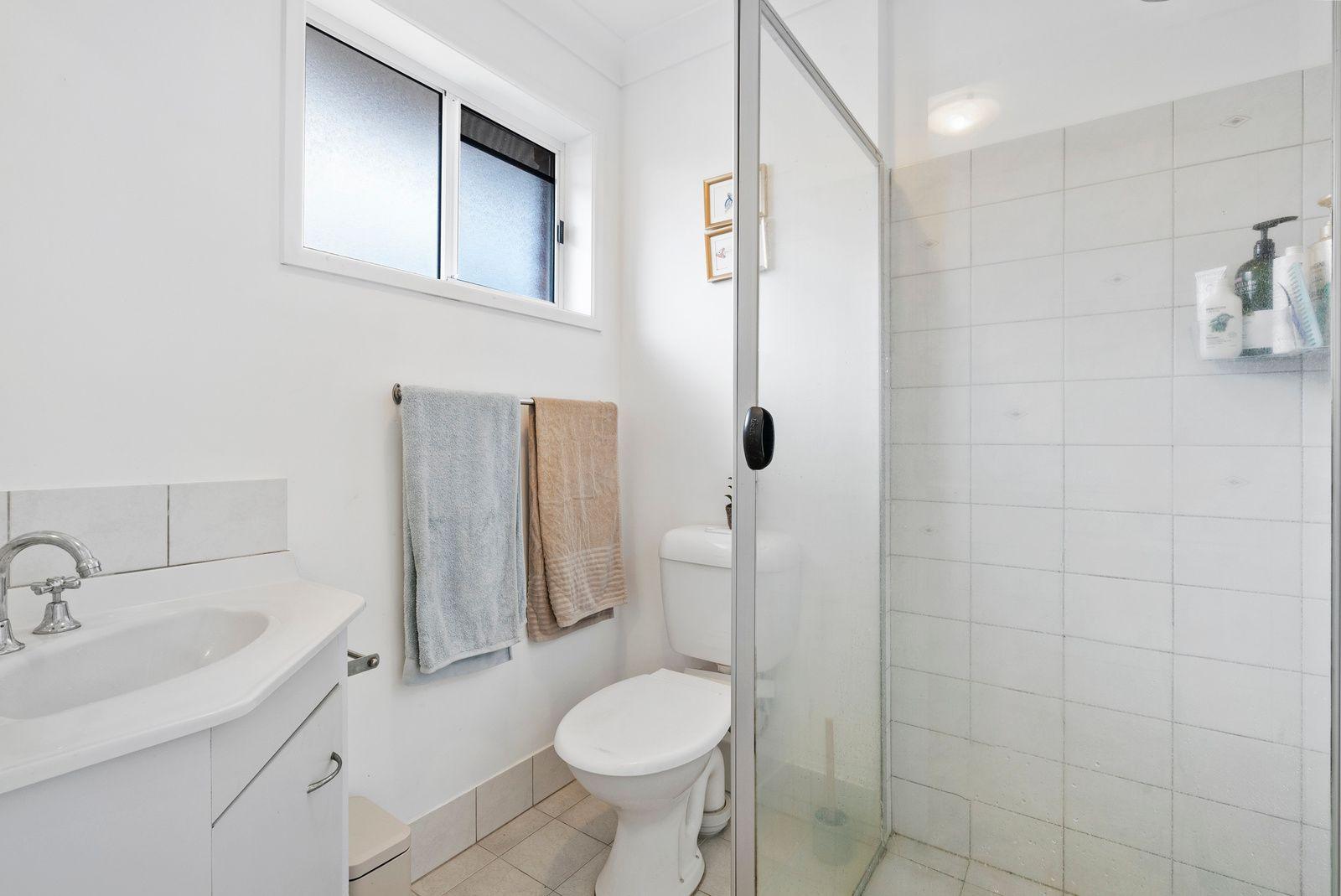 Coastal Simplicity - Studio Apartment with Pool & Prime Palm Beach Position