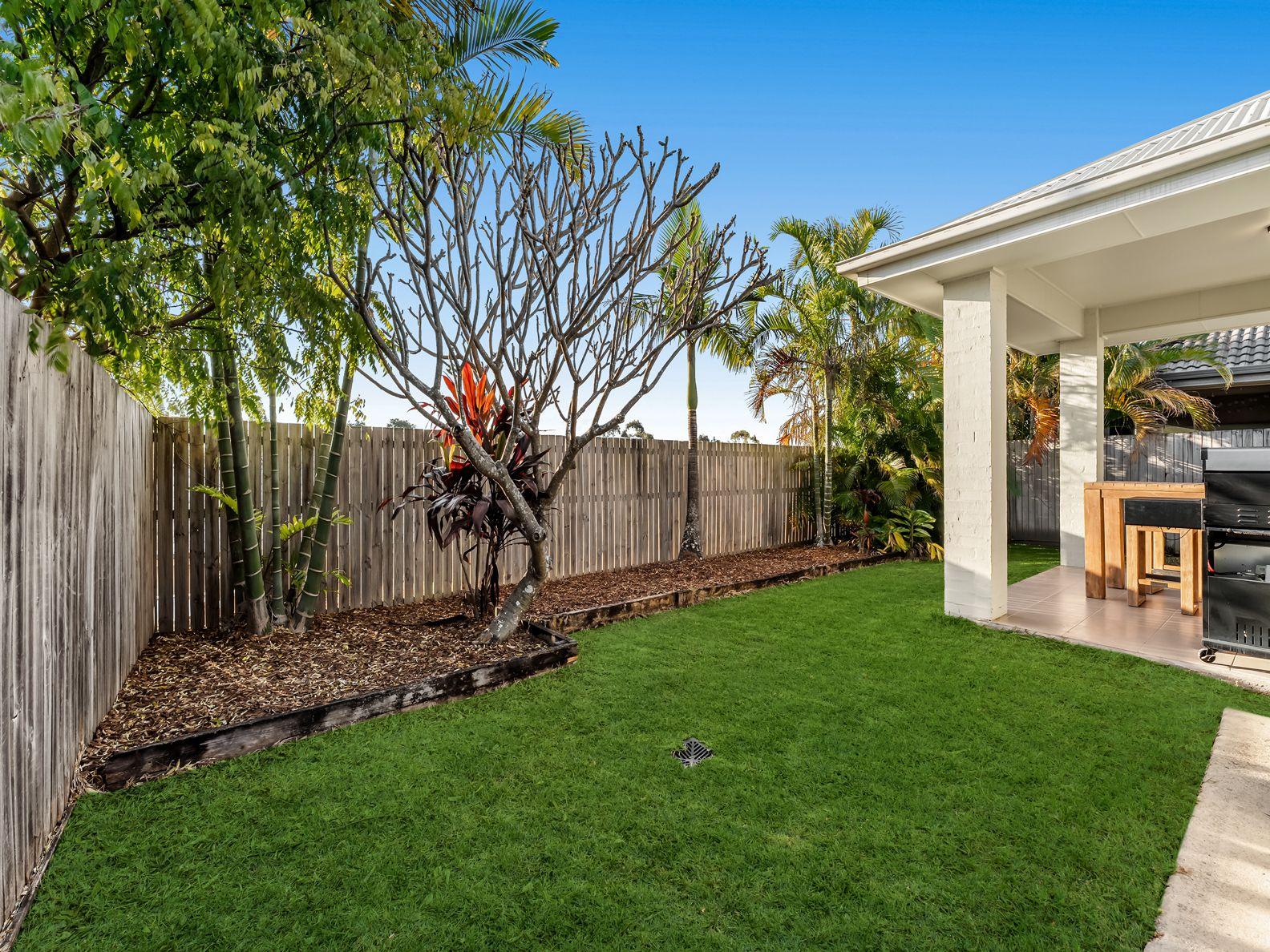 MODERN 3 BEDROOM HOME WITH DUCTED AIRCON & SOLAR