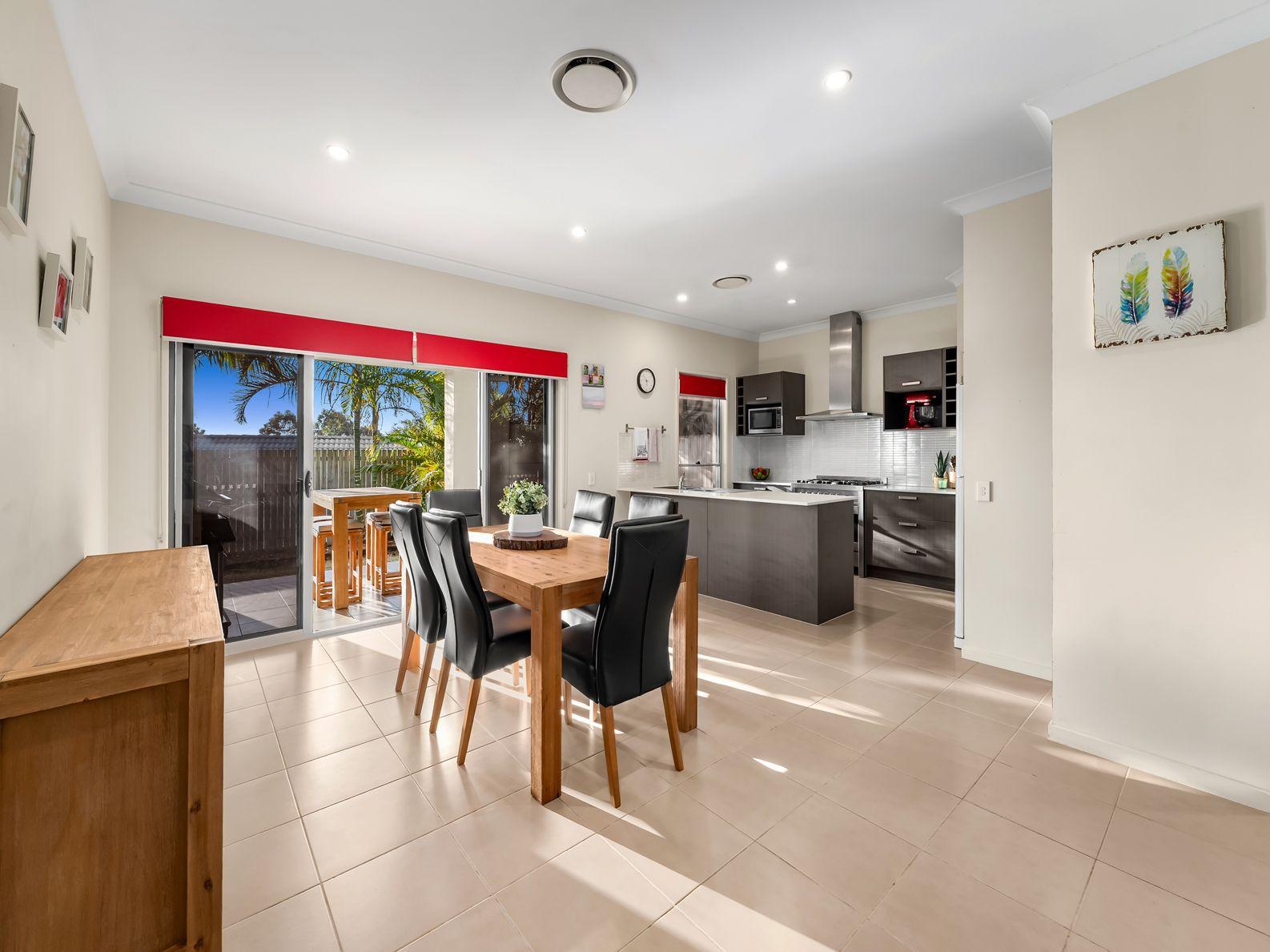 MODERN 3 BEDROOM HOME WITH DUCTED AIRCON & SOLAR