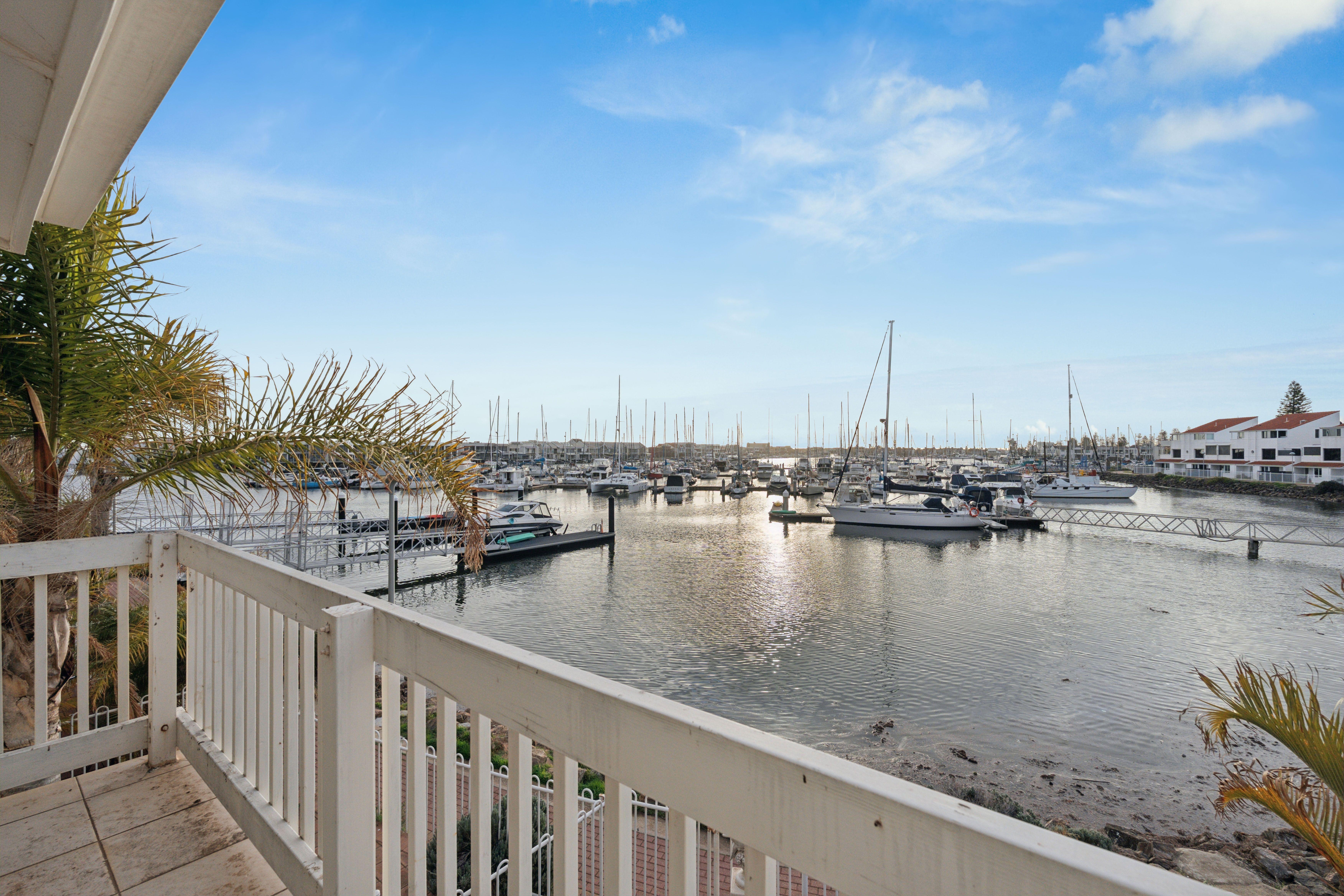 Prop-GPT: Townhouse: SA North Haven, SA 5018 Marina Living at it's Best