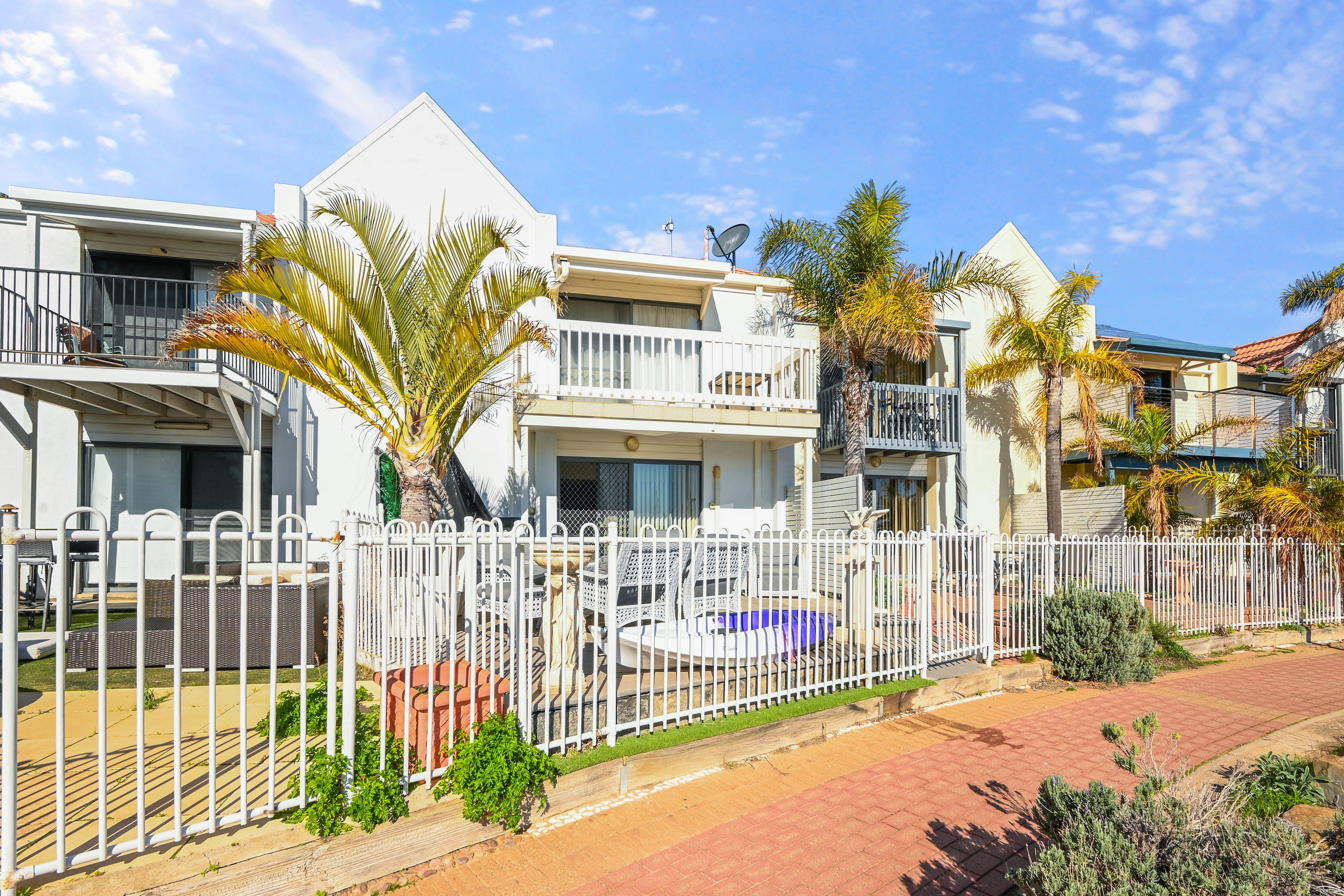 Marina Living at it's Best