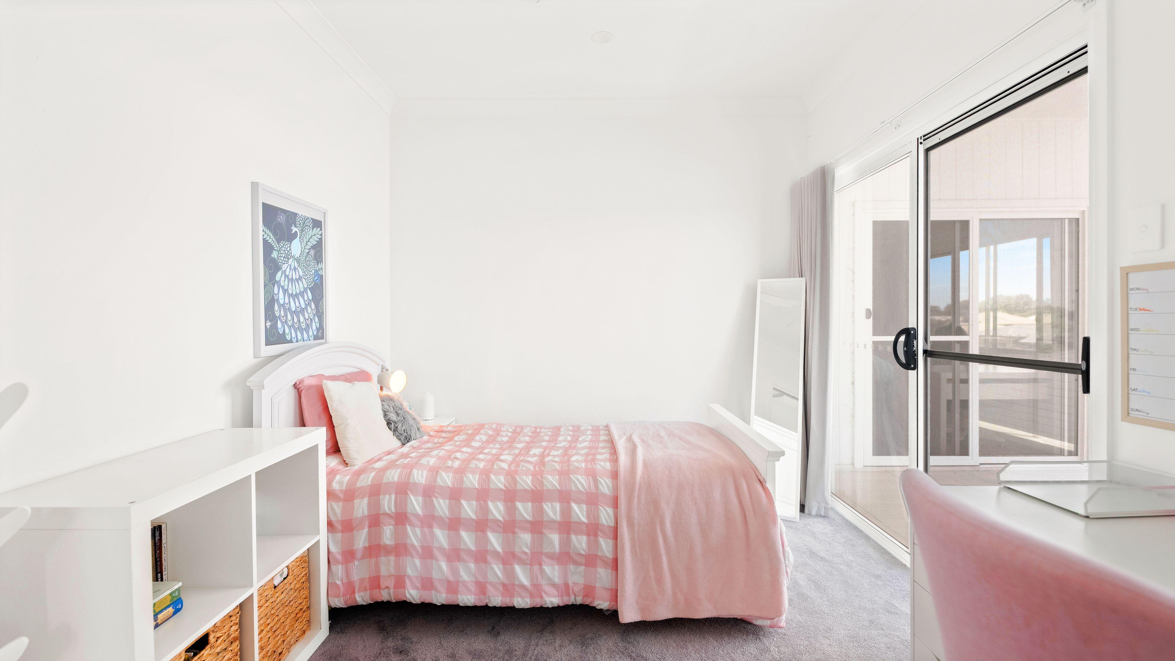 Rare rental opportunity right on the Clarence River