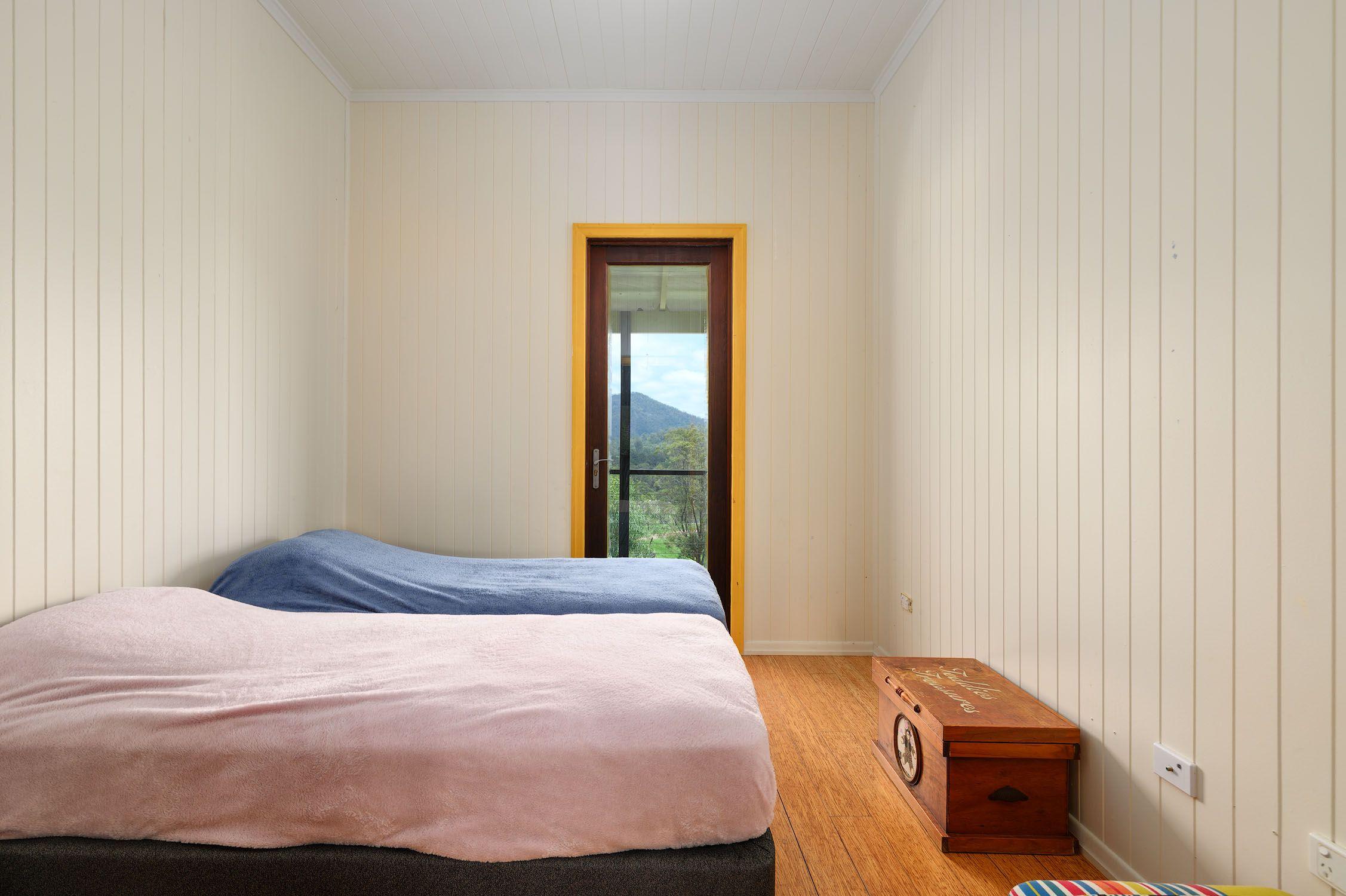 Amamoor Creek Acreage Oasis: Breathtaking Views & Self-Sufficient Living