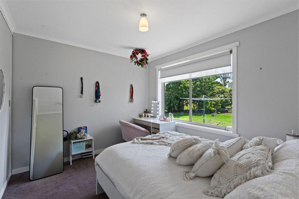 102 Westbury Place, DELORAINE, TAS 7304 - House for Rent - harcourts.net