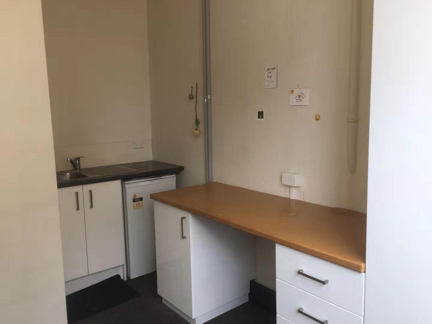 Room 8/13-17 Castray Esplanade, BATTERY POINT, TAS 7004 - Studio for Rent - harcourts.net